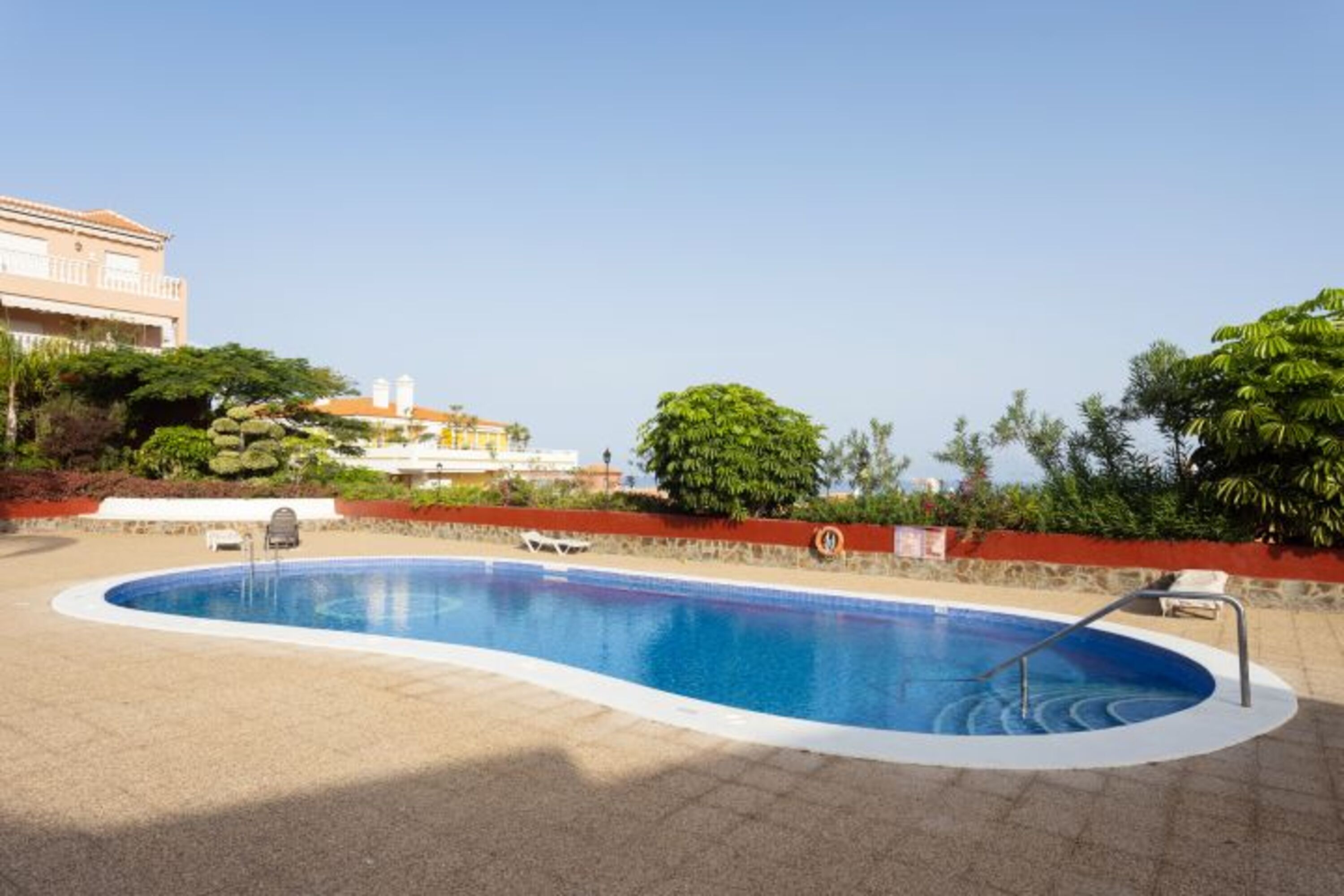 Ein Tag am Pool . . . .