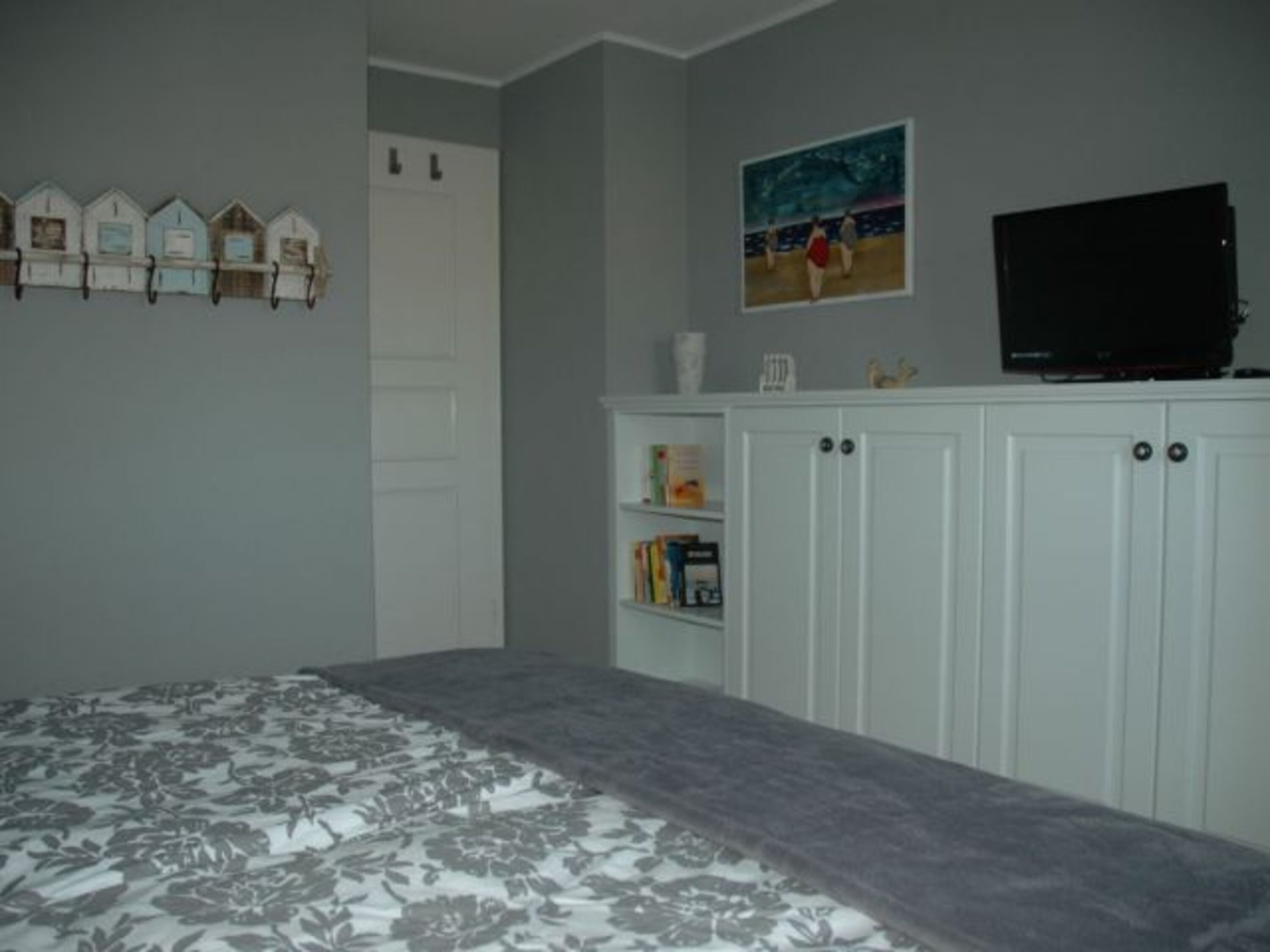 Schlafzimmer 1