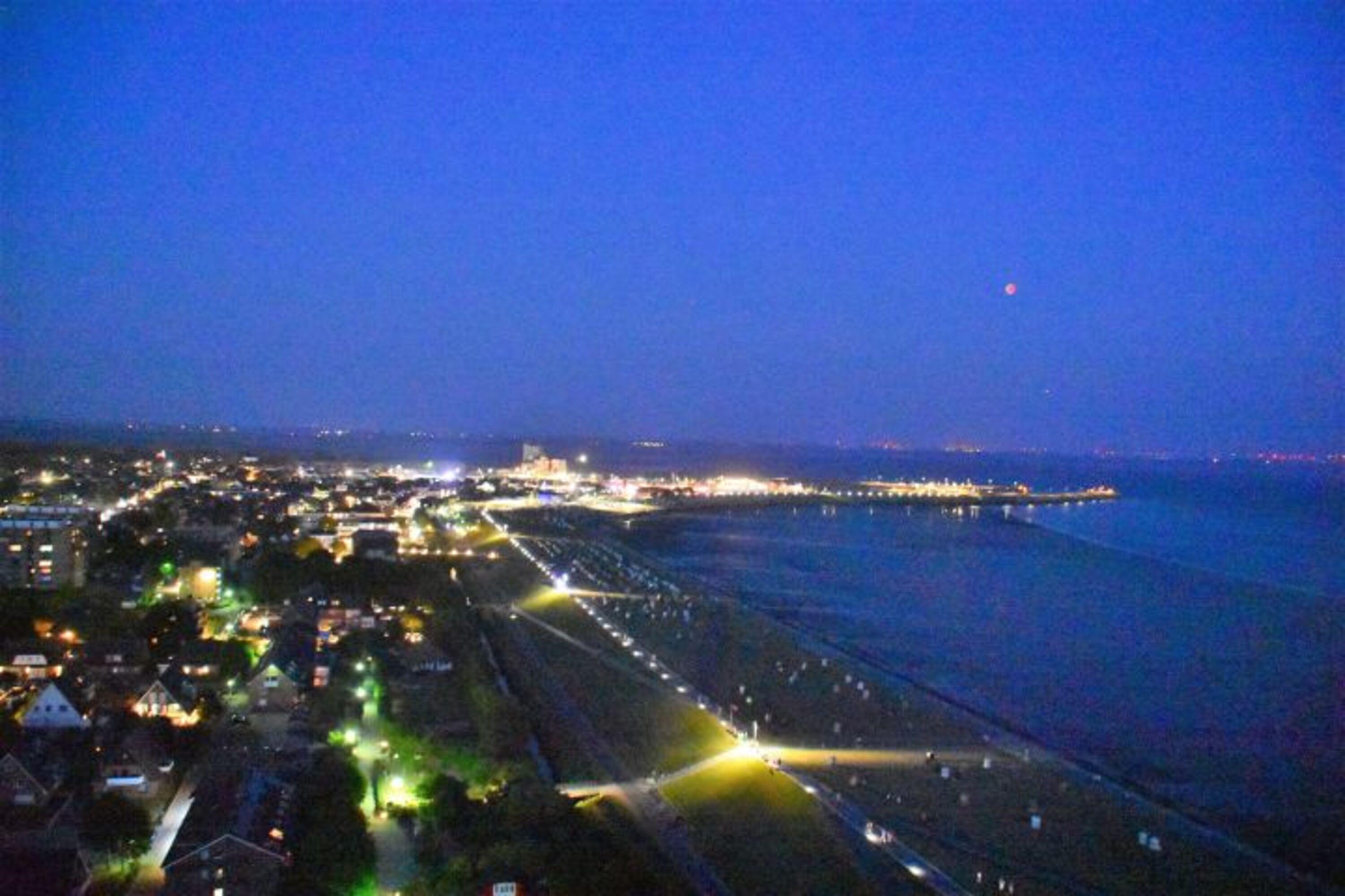 Büsumer Bucht bei Nacht