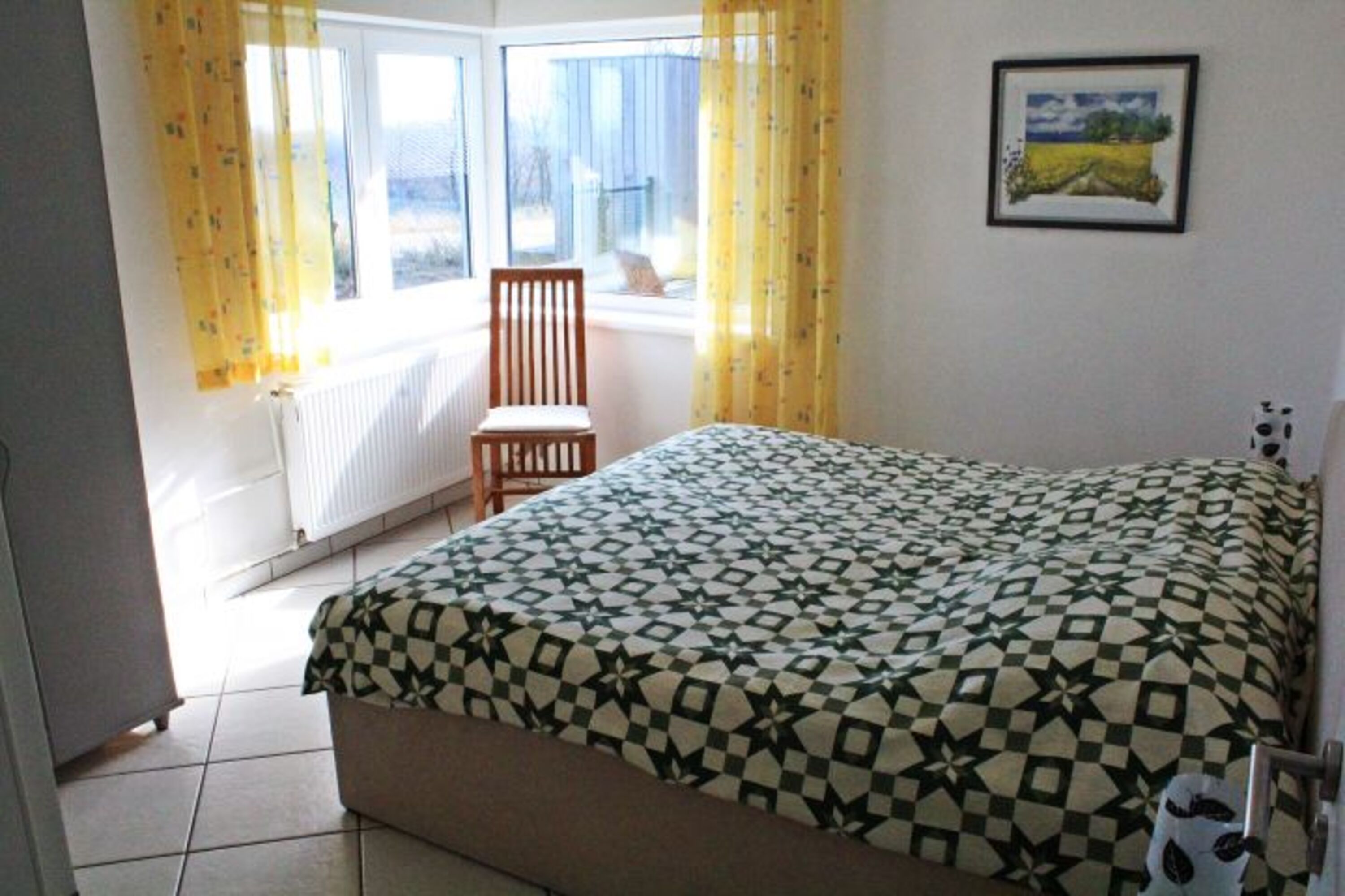 Schlafzimmer 1 