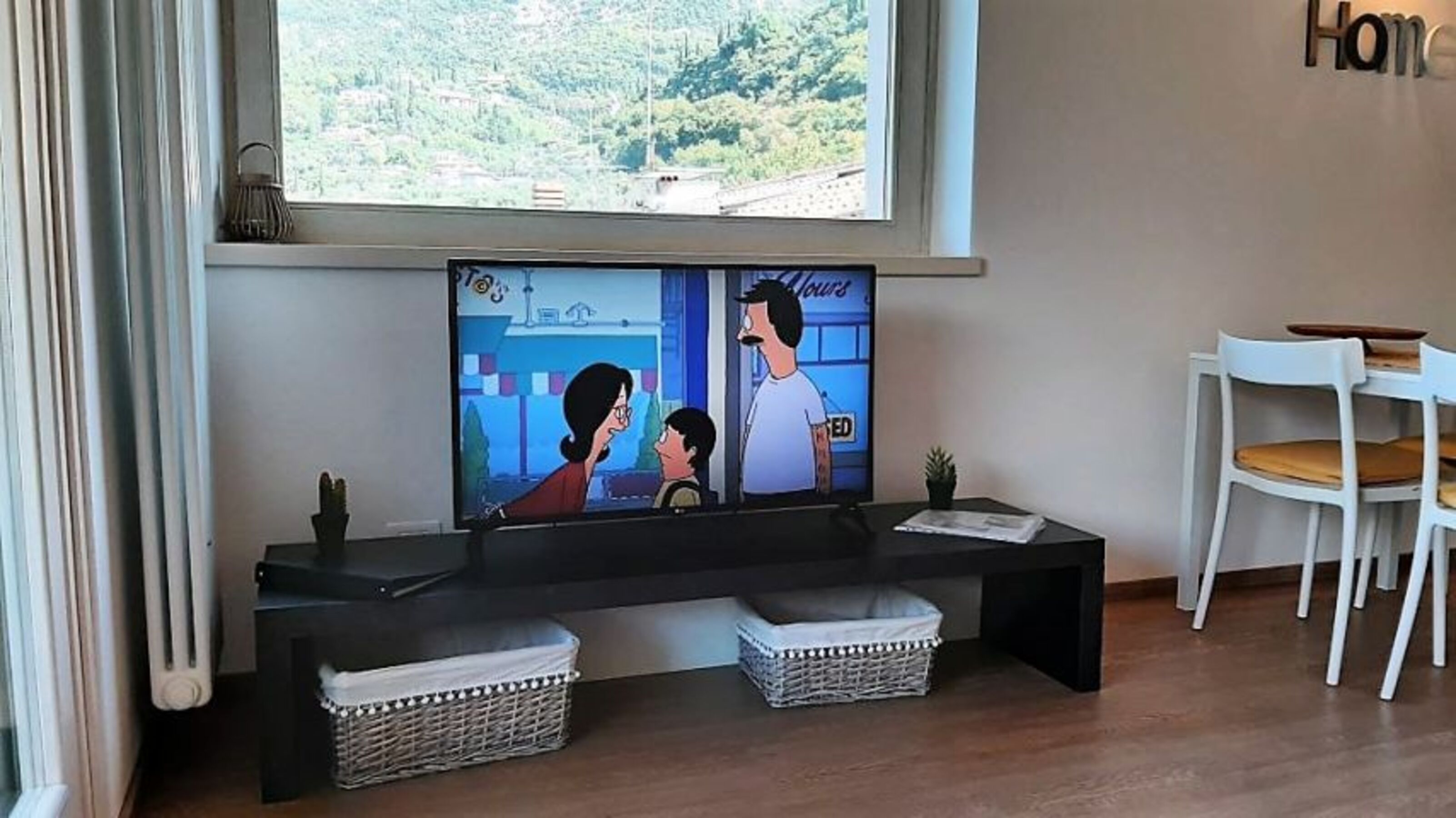 SAT LCD im Wohnraum