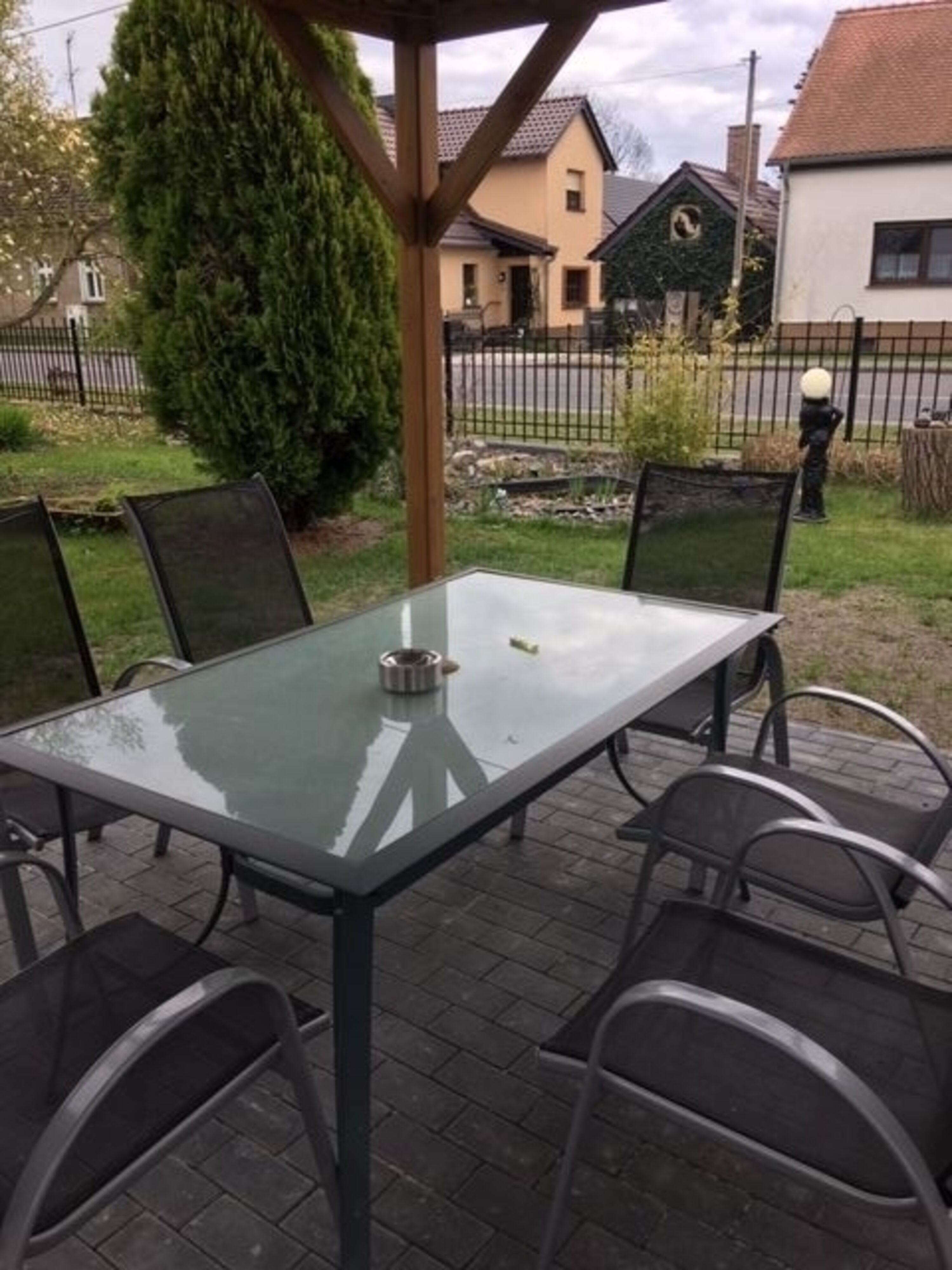 Sitzecke mit Grillkamin