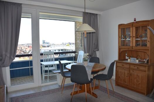 Wohnzimmer Esstisch