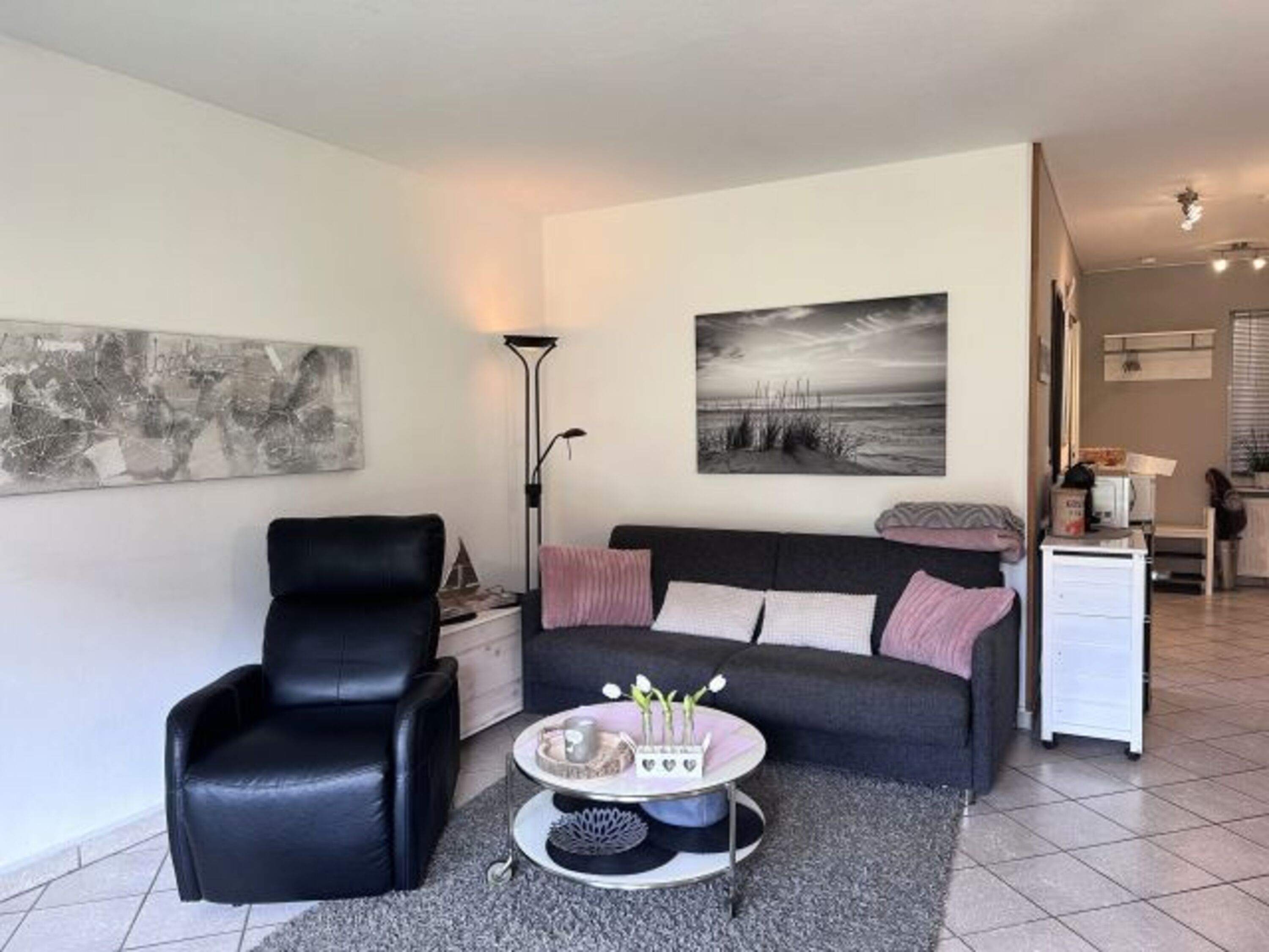 Wohnzimmer mit Schlafcouch