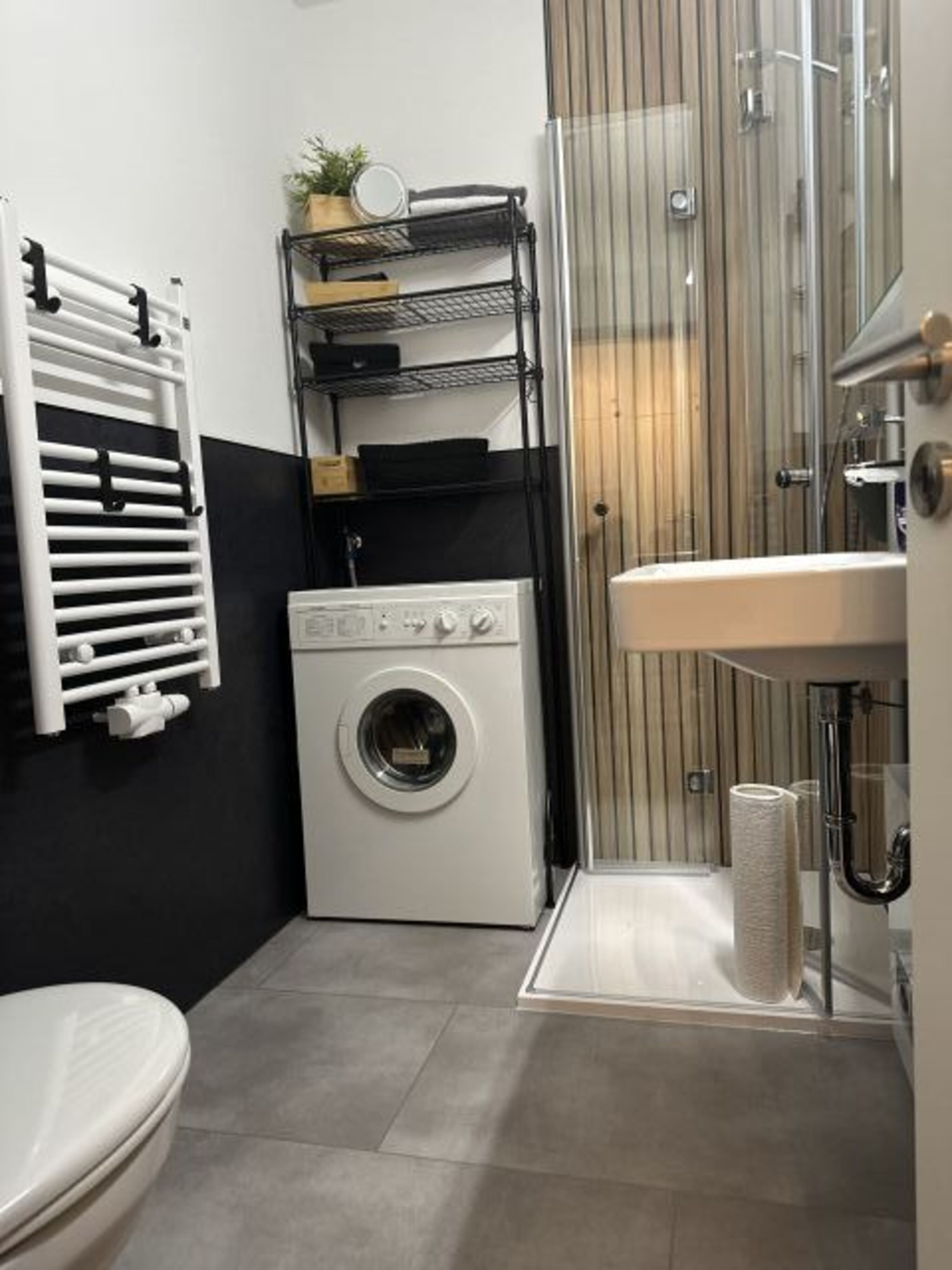 modernes Duschbad