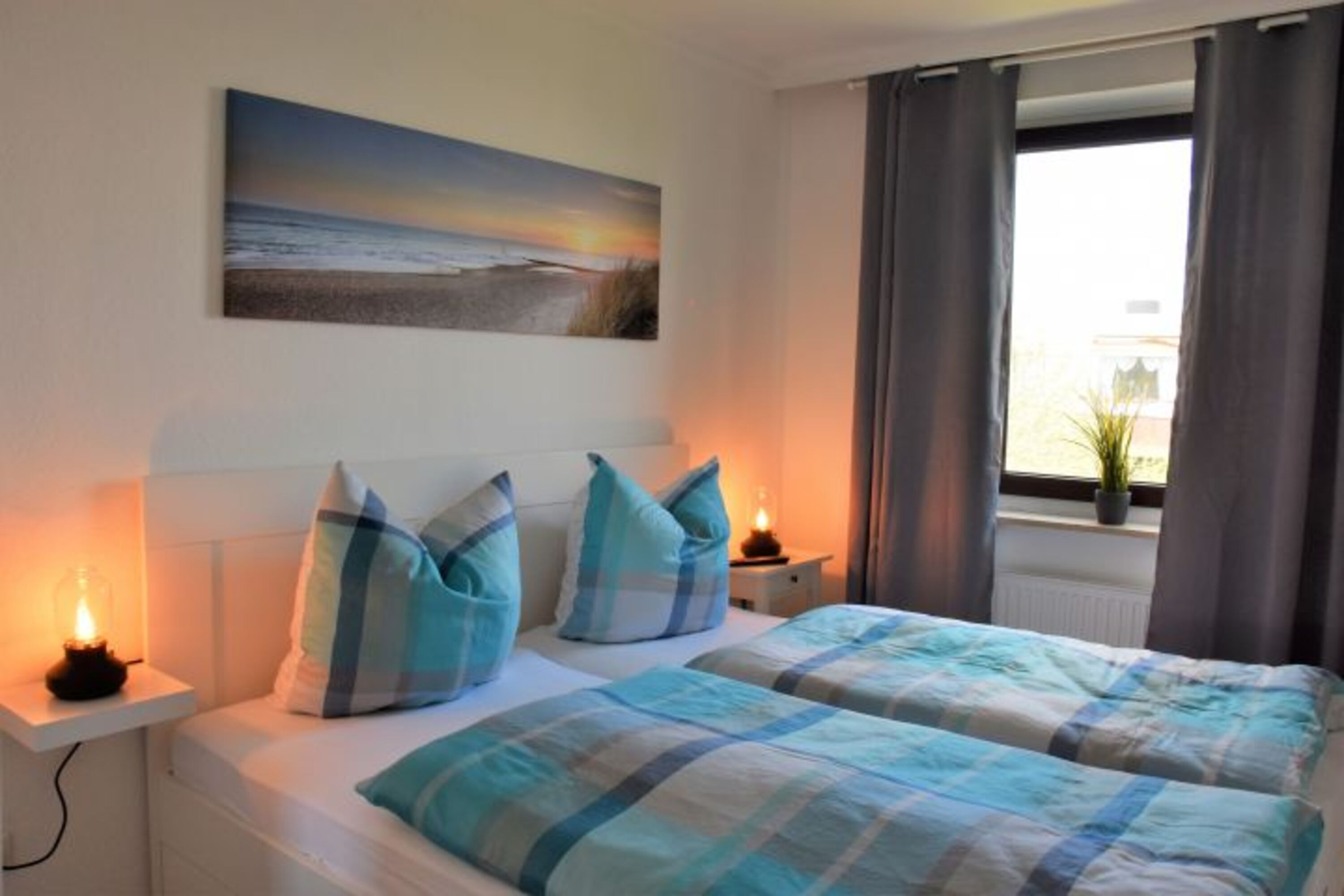 Schlafzimmer mit Doppelbett