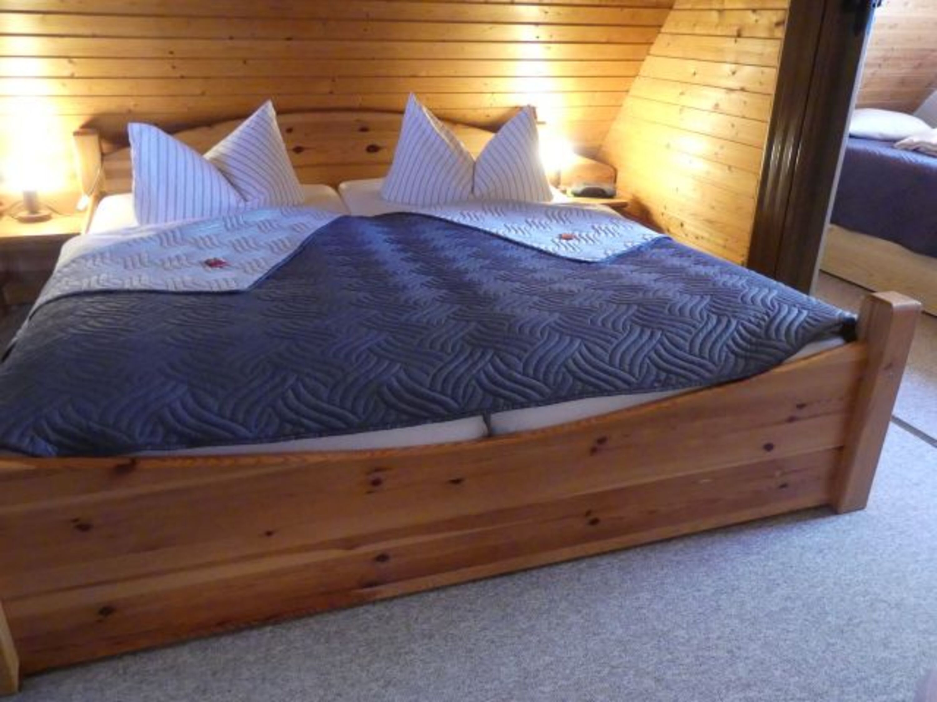 Doppelbett 1,80 x 2,00m