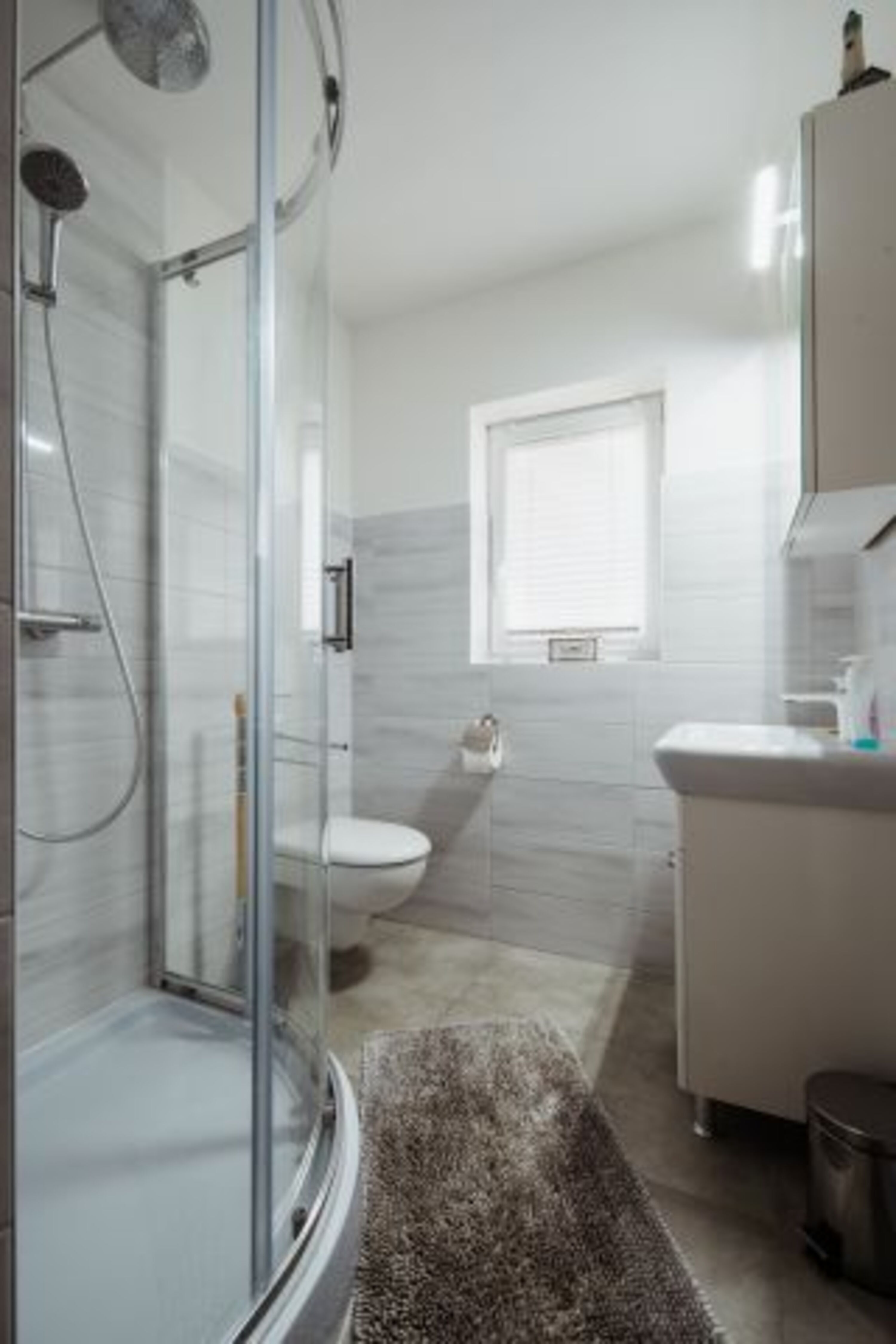 Bad mit Dusche