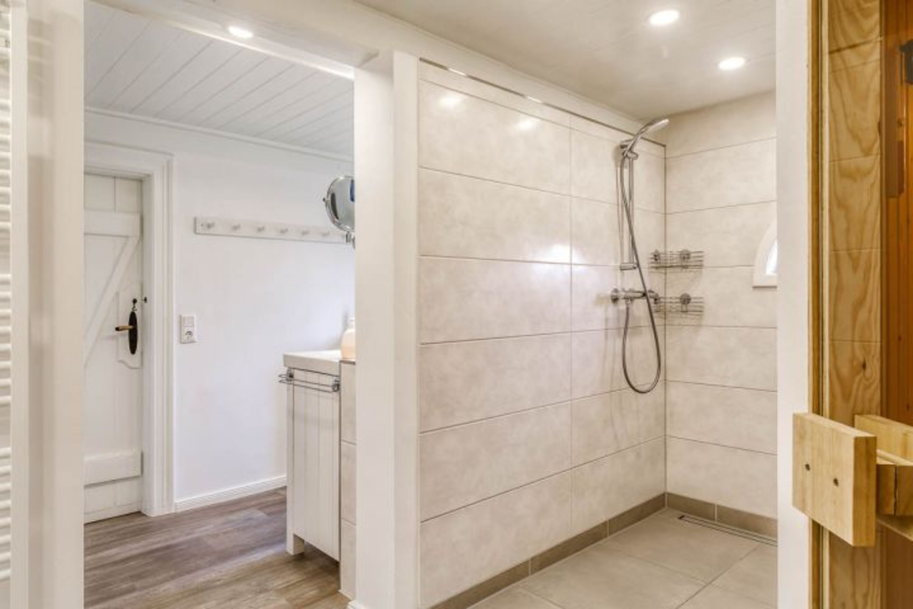 Dusche EG