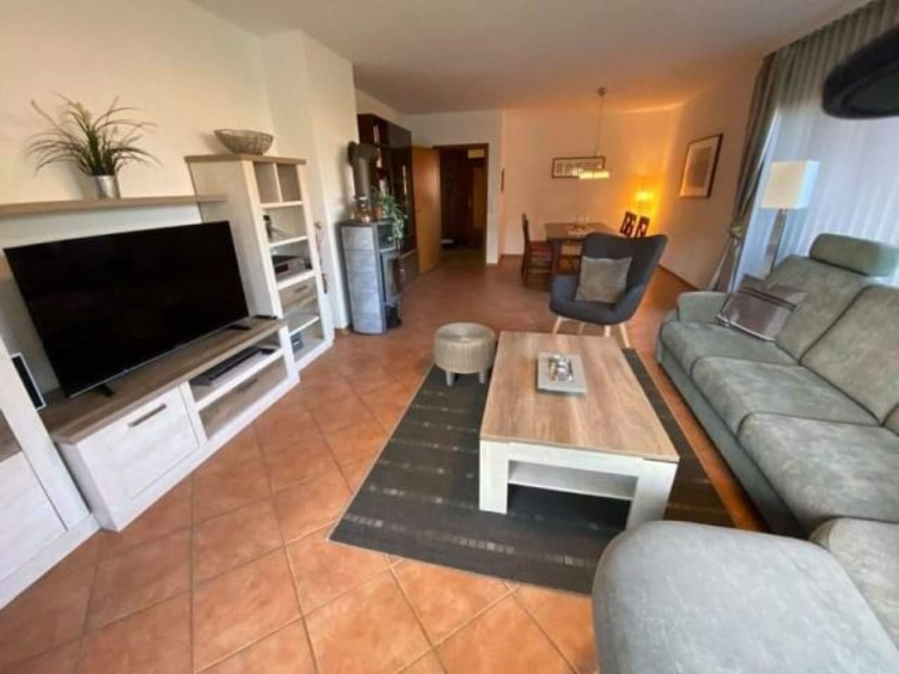 Wohn und Esszimmer 