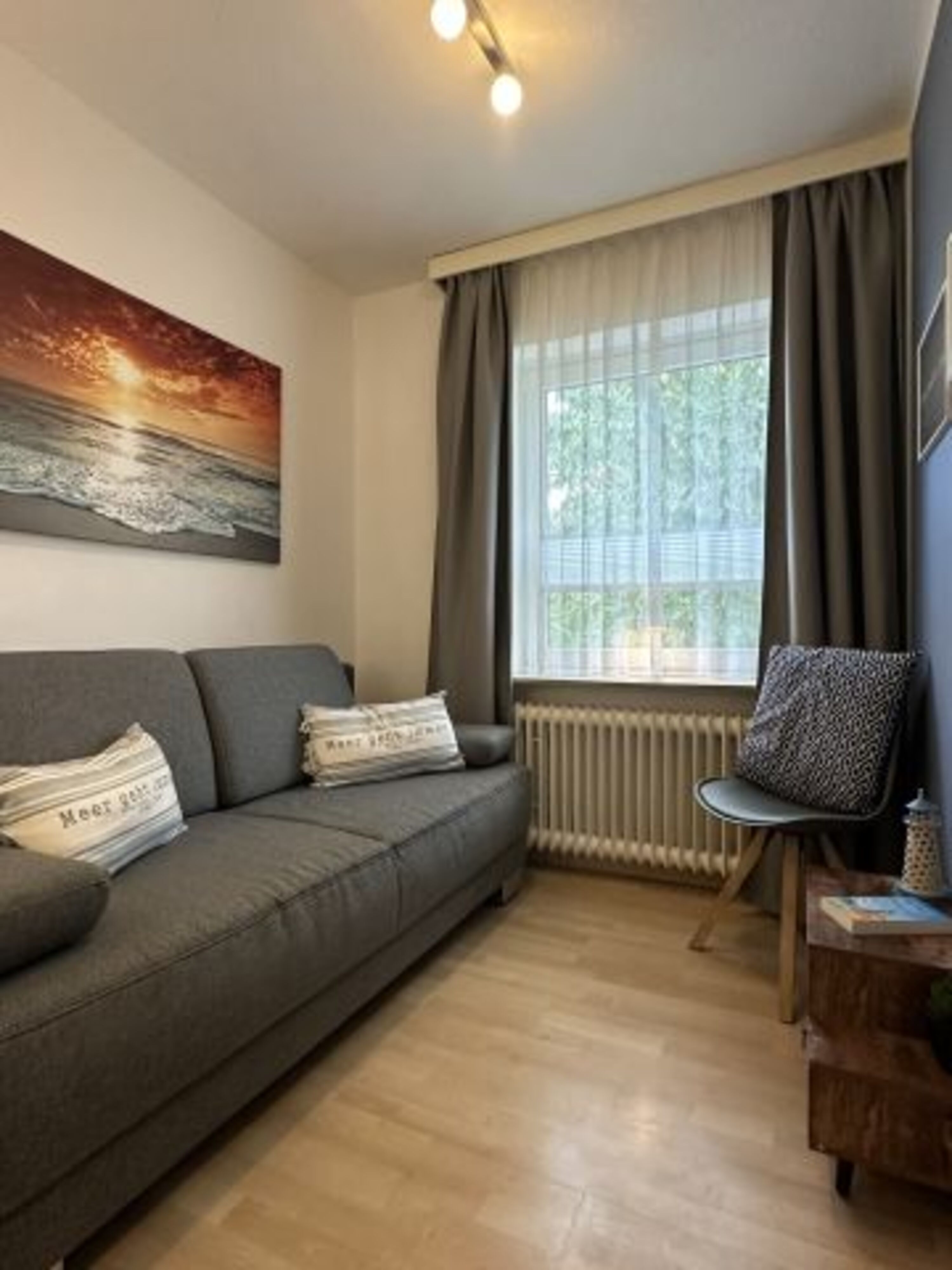 2. Schlafzimmer