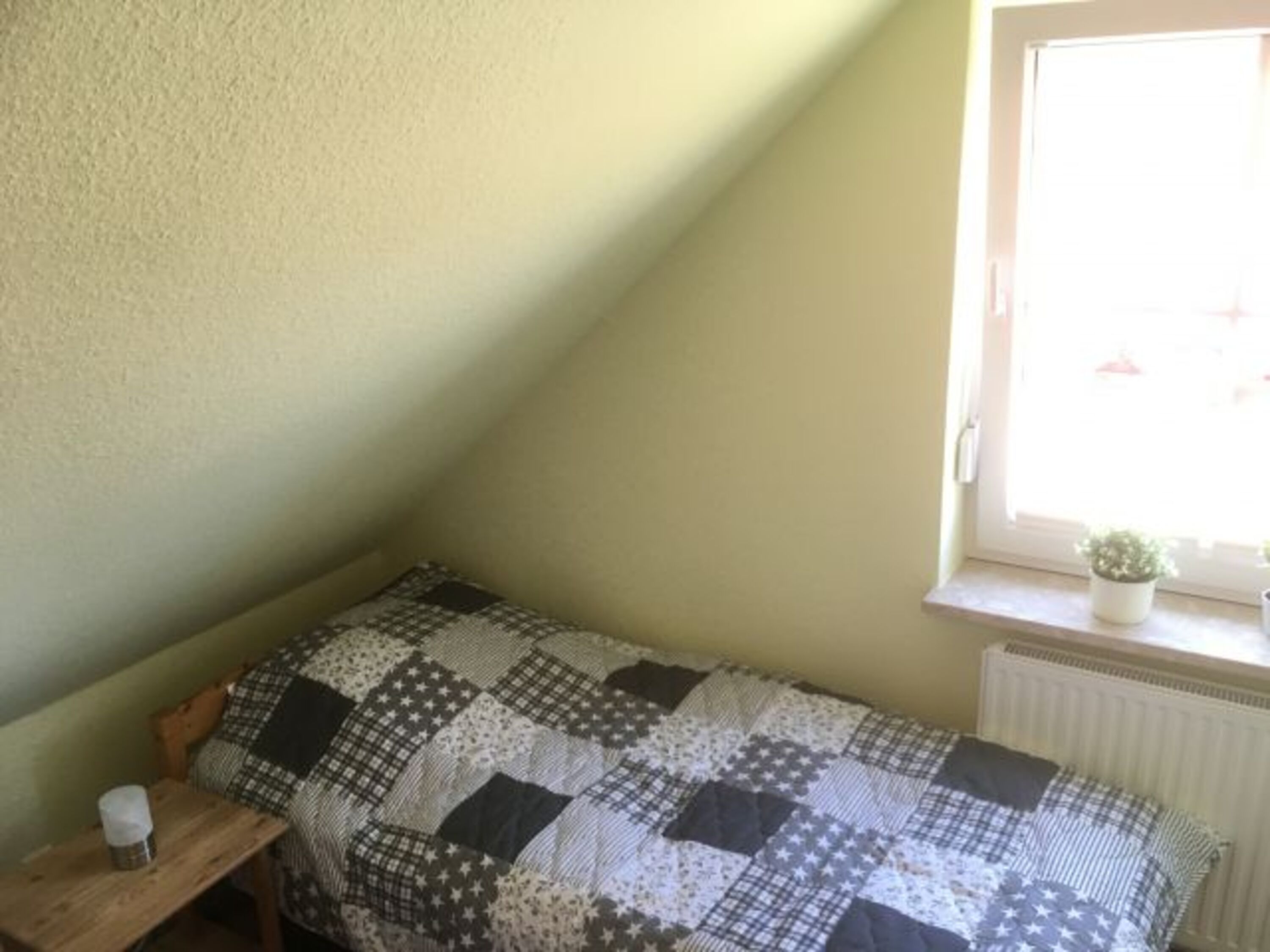 3-Betten Schlafzimmer