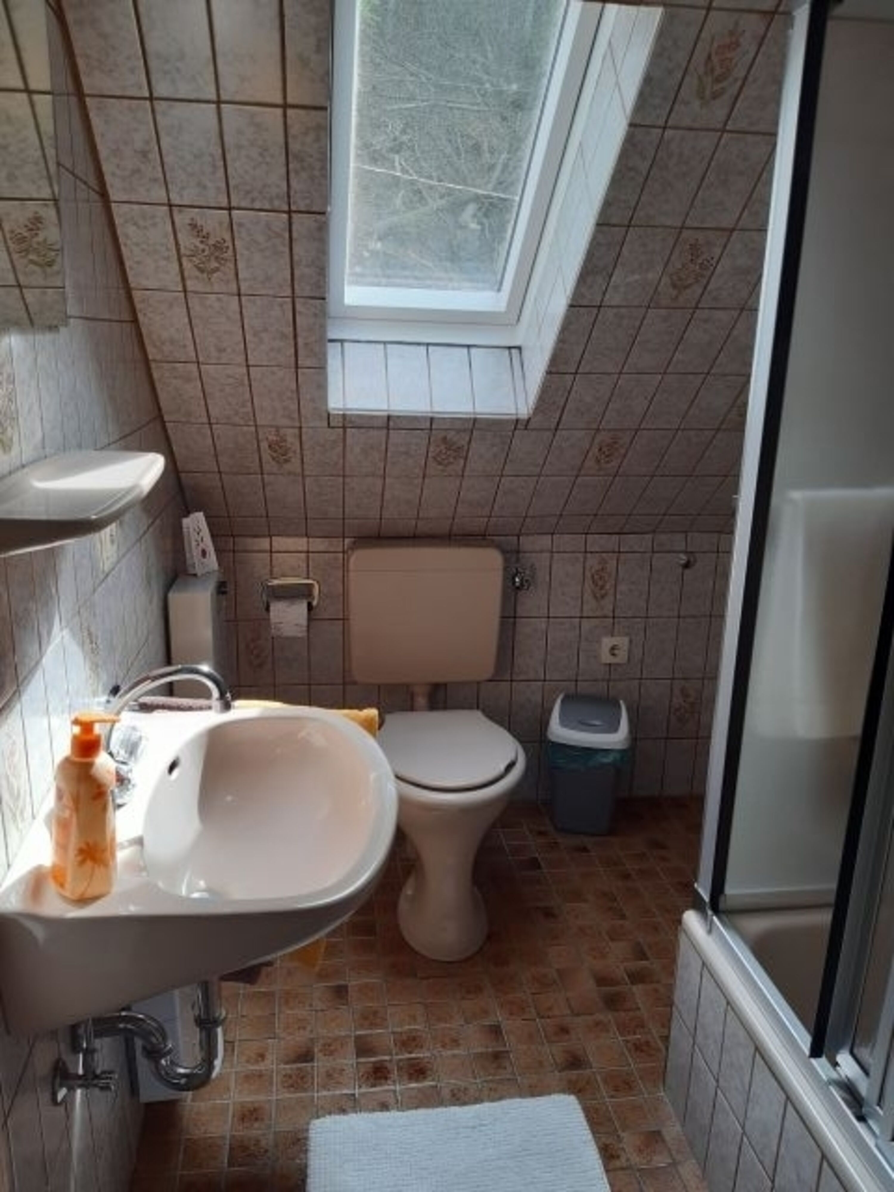 DU/WC
