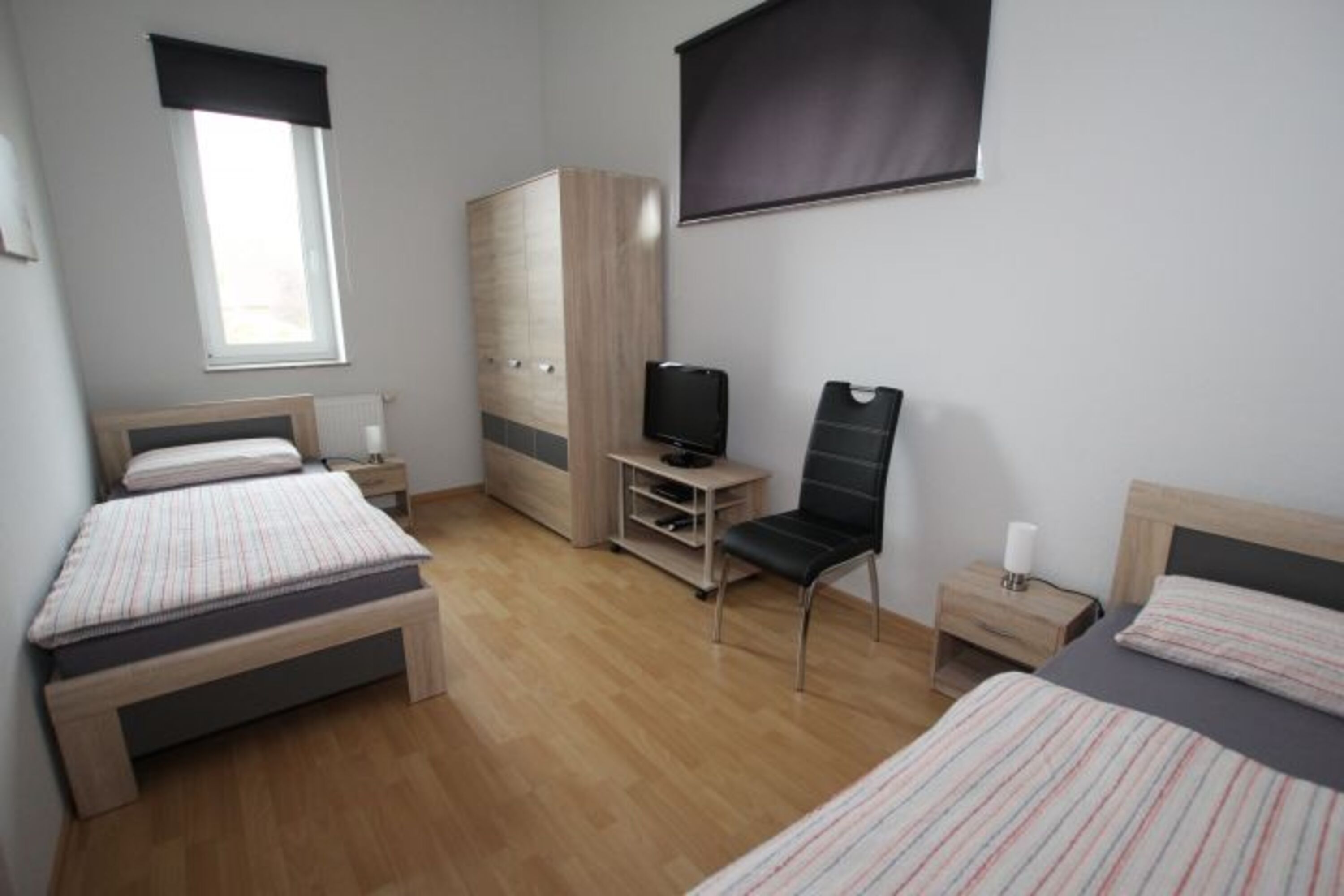 Schlafzimmer 4