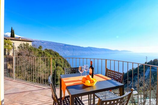 Terrasse mit Blick