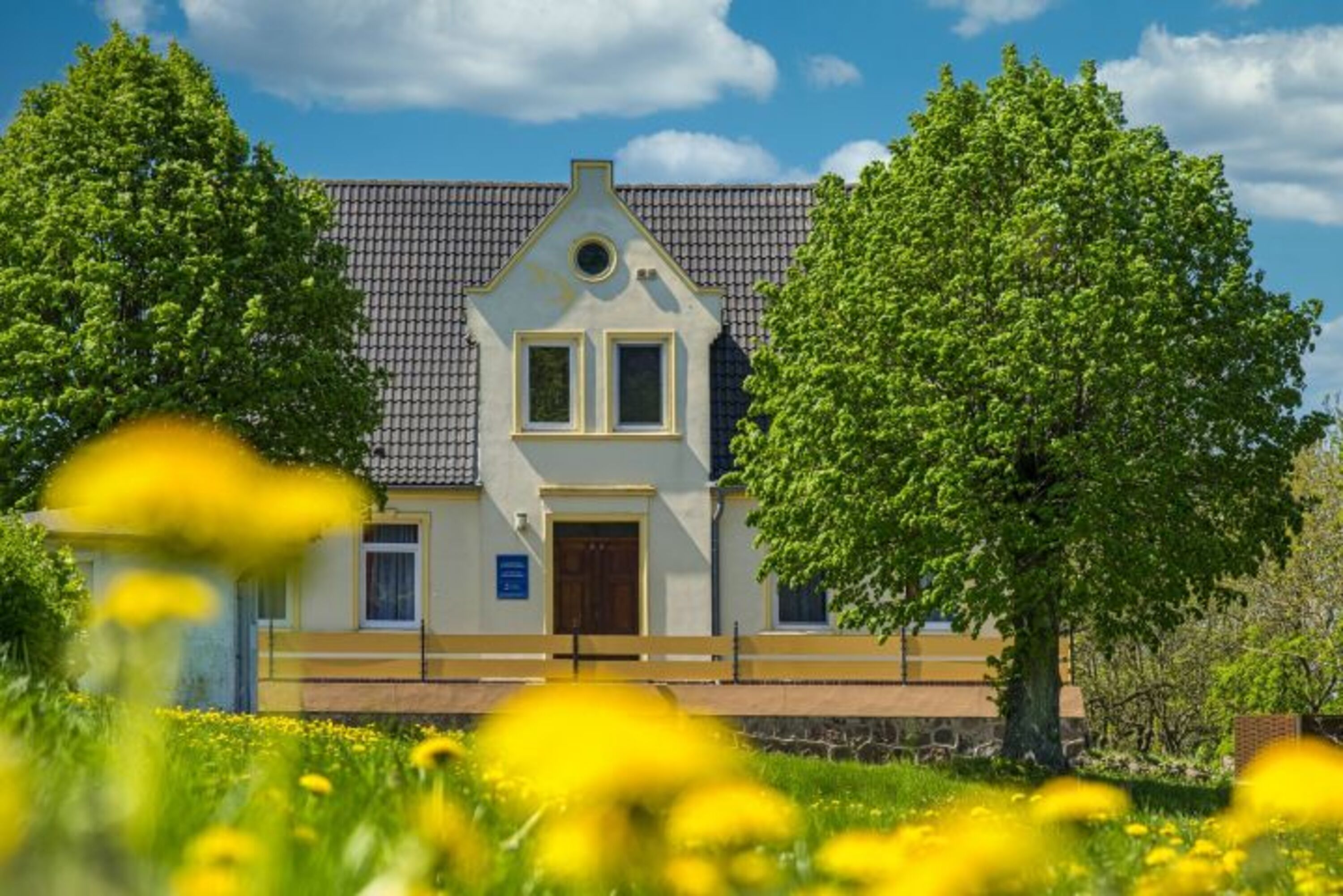 Unser swalfenhus