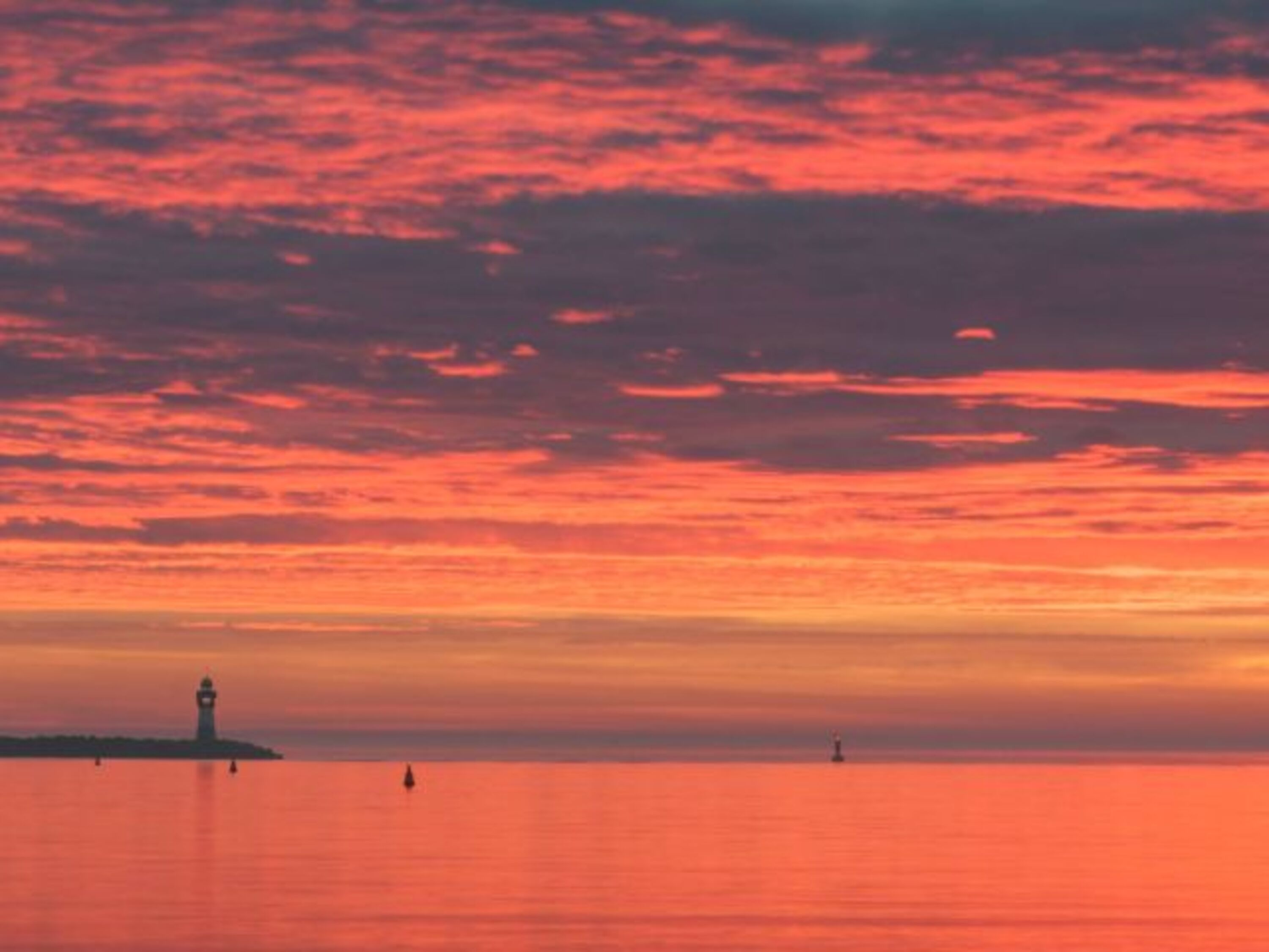 Traumhaft schöne Sonnenaufgänge über der Ostsee.