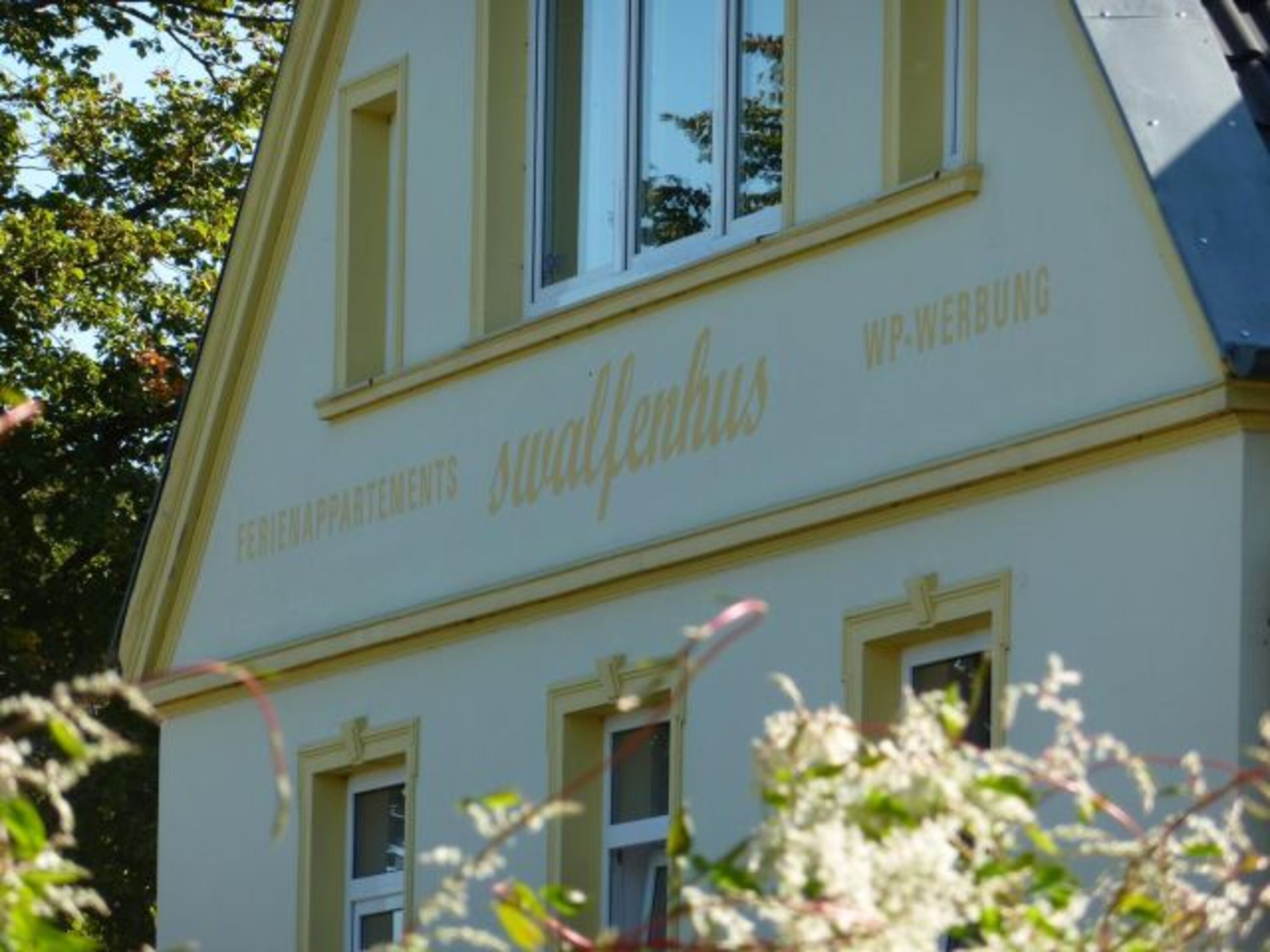 Unser swalfenhus am Nationalpark