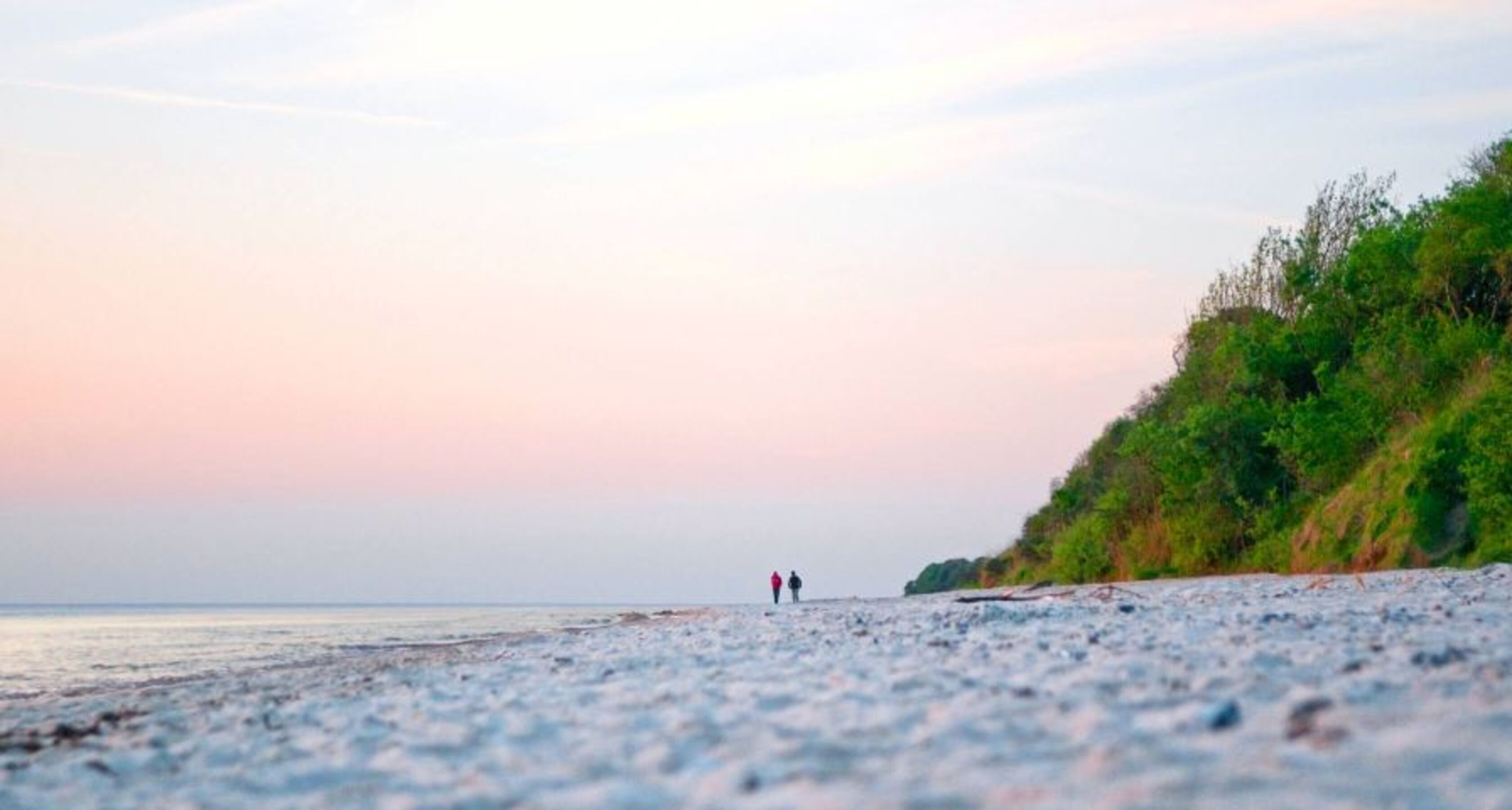 Entdecke die Sandstrände der Insel.