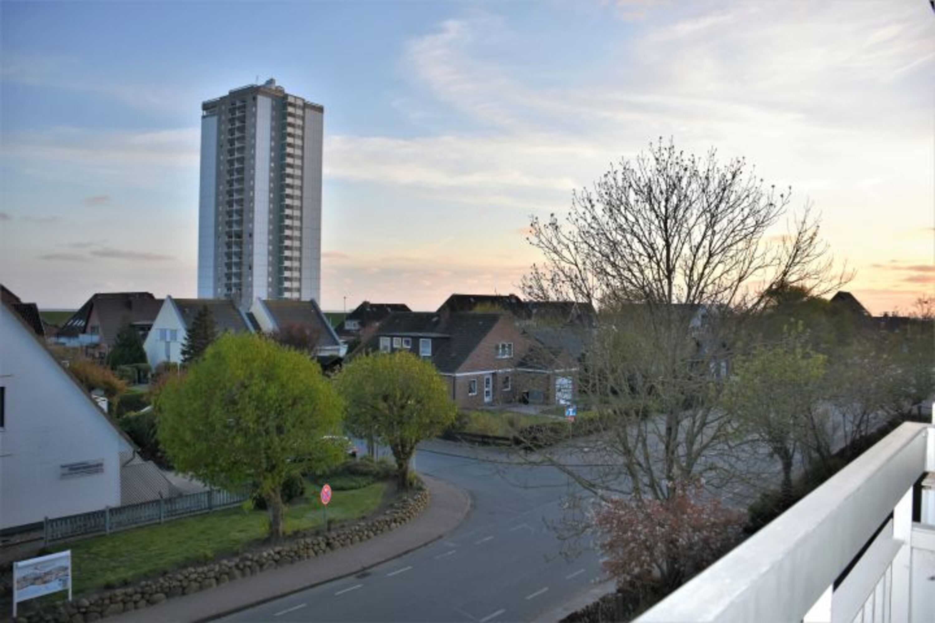 Sonnenuntergang vom Balkon