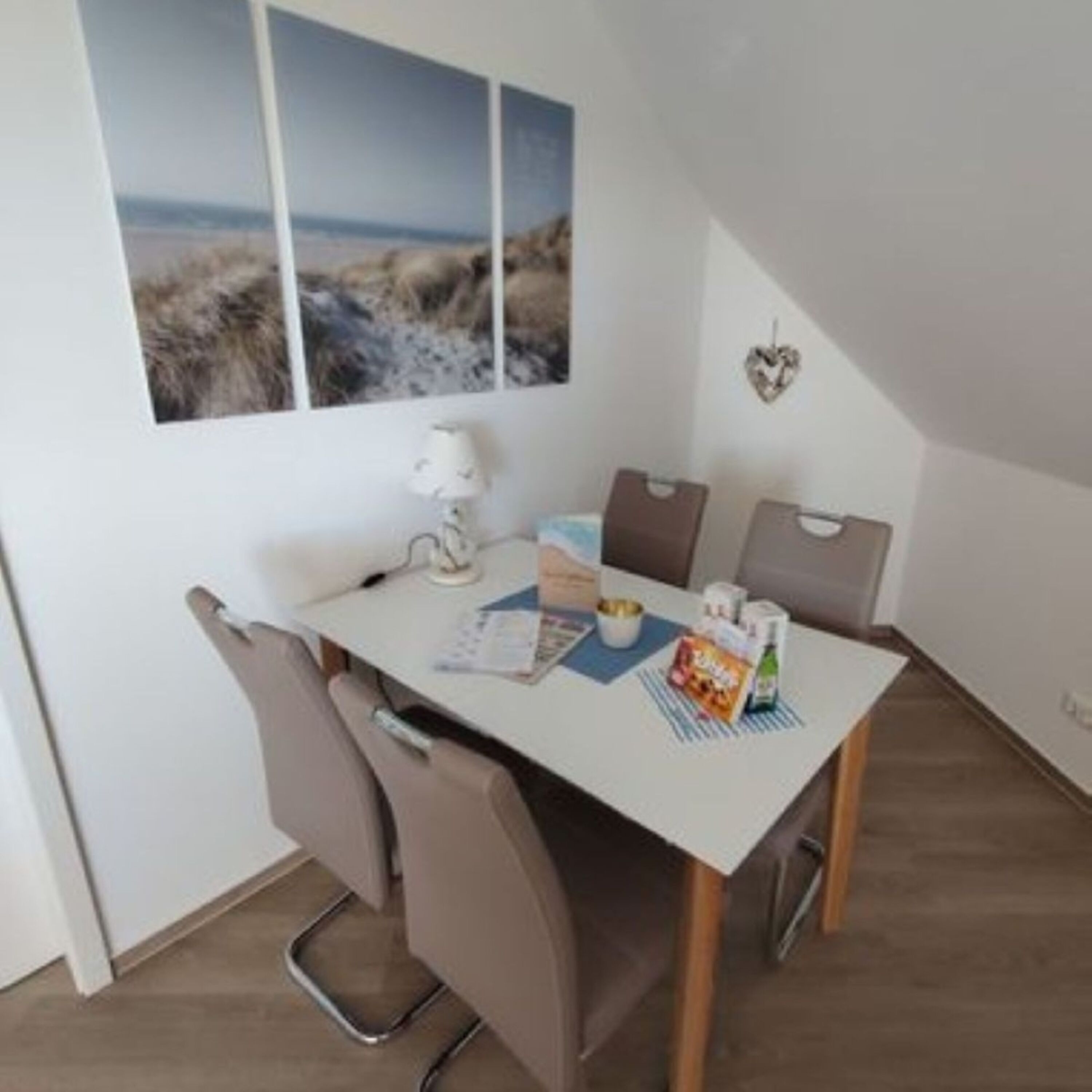 Essbereich im Wohnzimmer