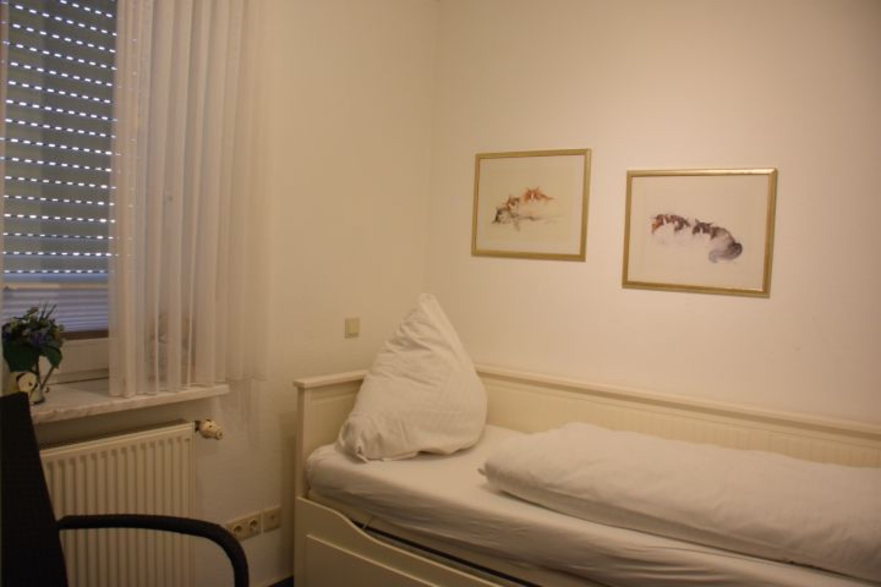 Schlafzimmer mit Einzelbett