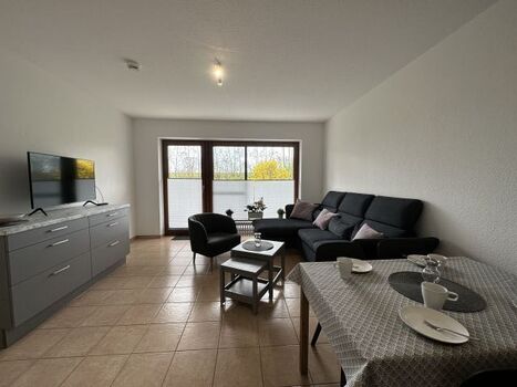 Wohnzimmer Blick zur Terrasse
