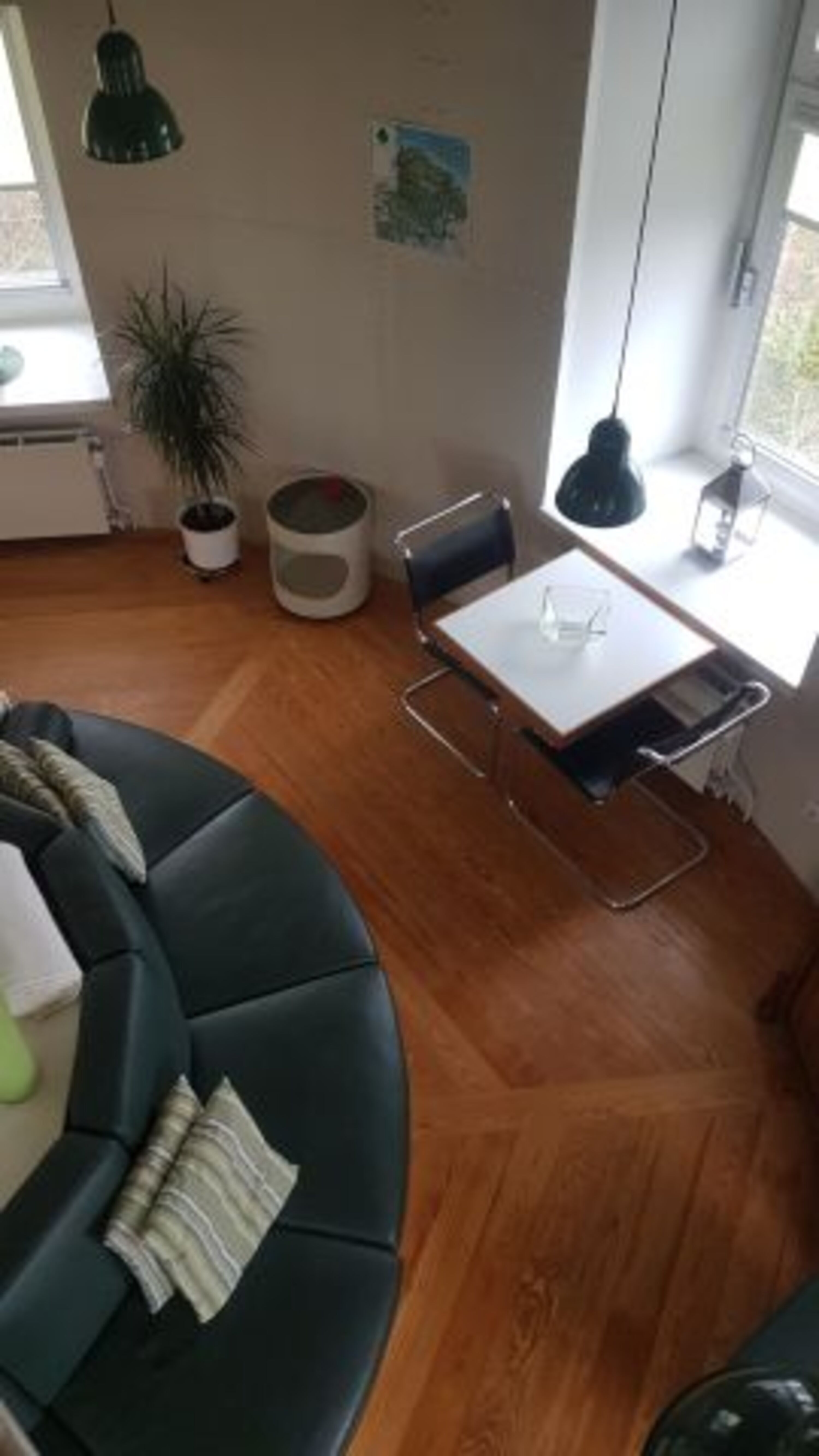Blick ins Wohnzimmer