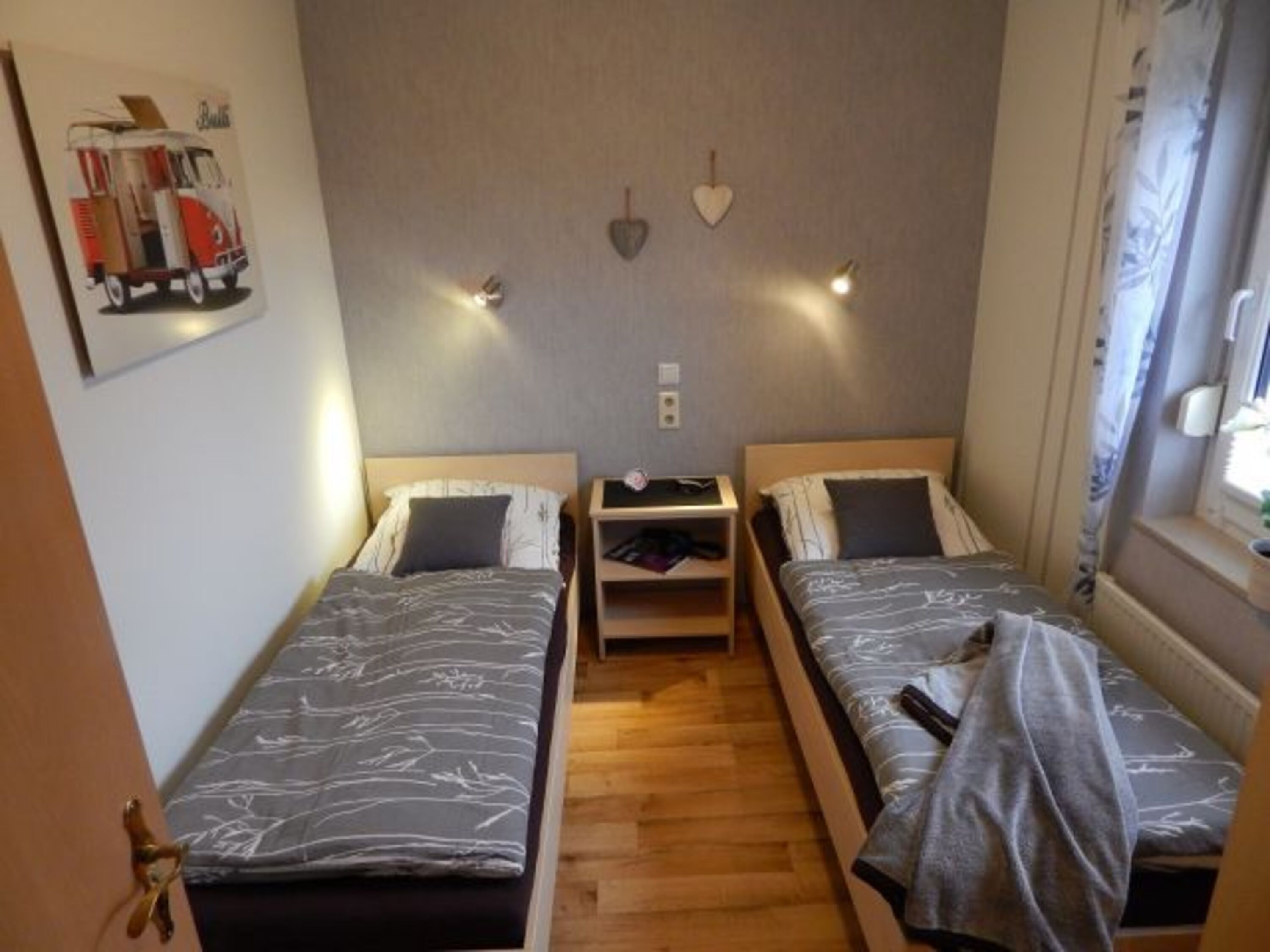 Schlafzimmer mit 2 Einzelbetten