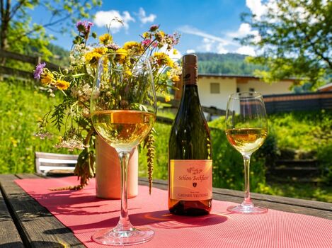 Im eigenen Berggarten der Ferienwohnung den Tag ausklingen lassen.