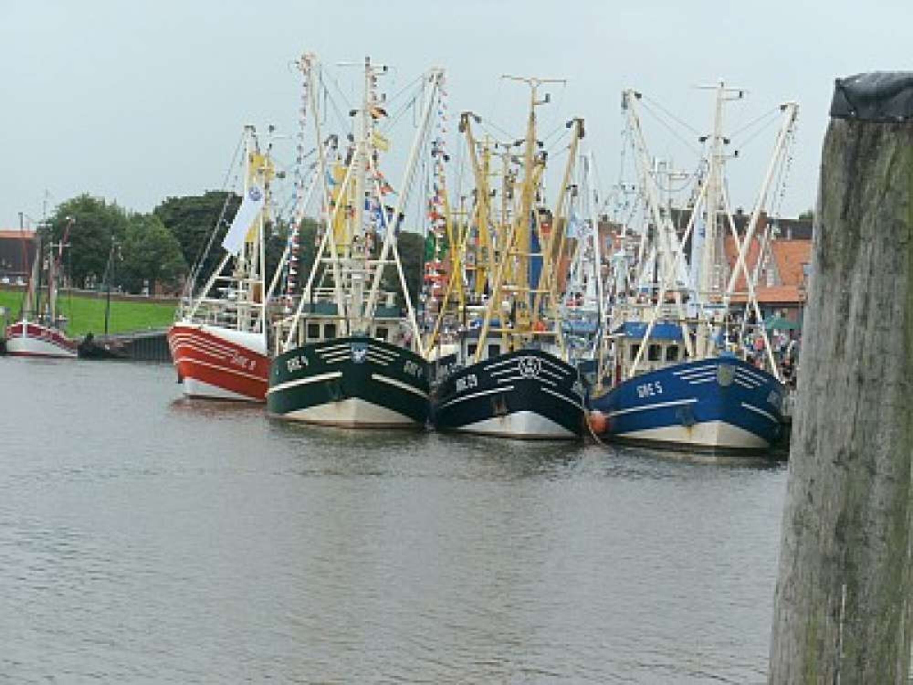 Kutterkorso in Greetsiel