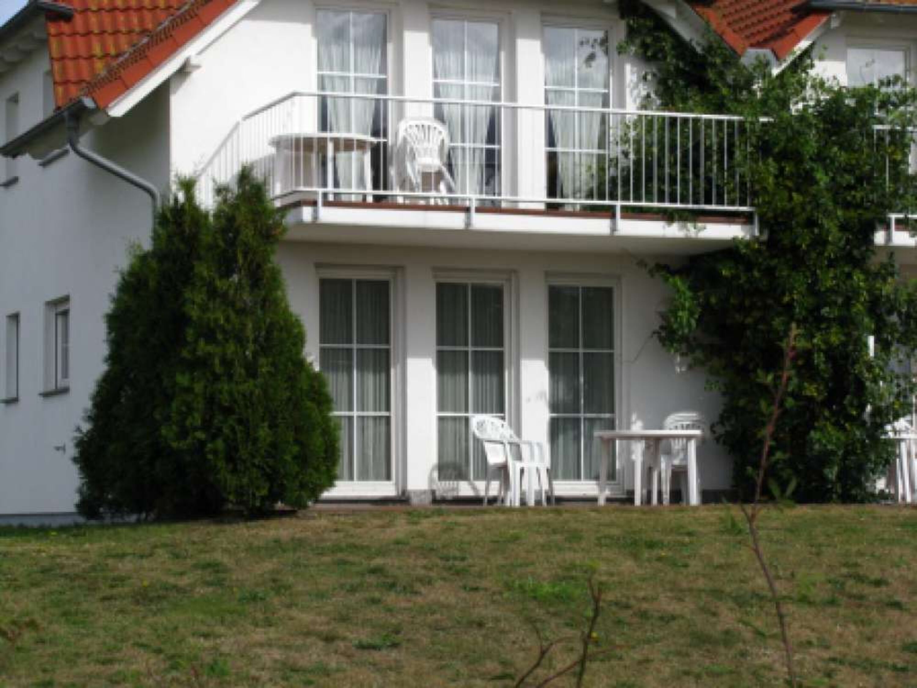 Aussenansicht mit Terrasse