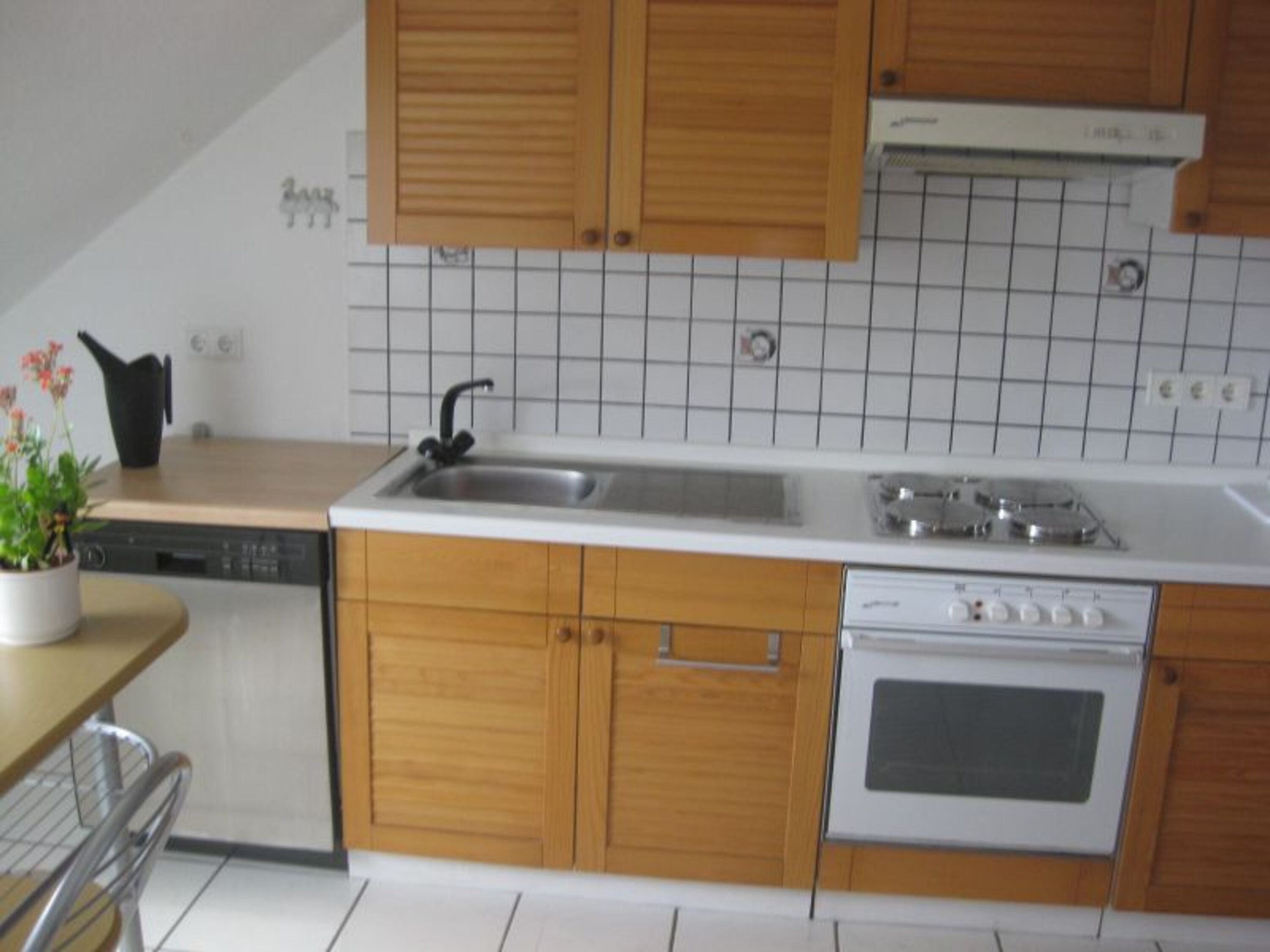 Küche komplett ausgestattet