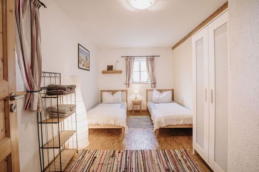 Schlafzimmer 2