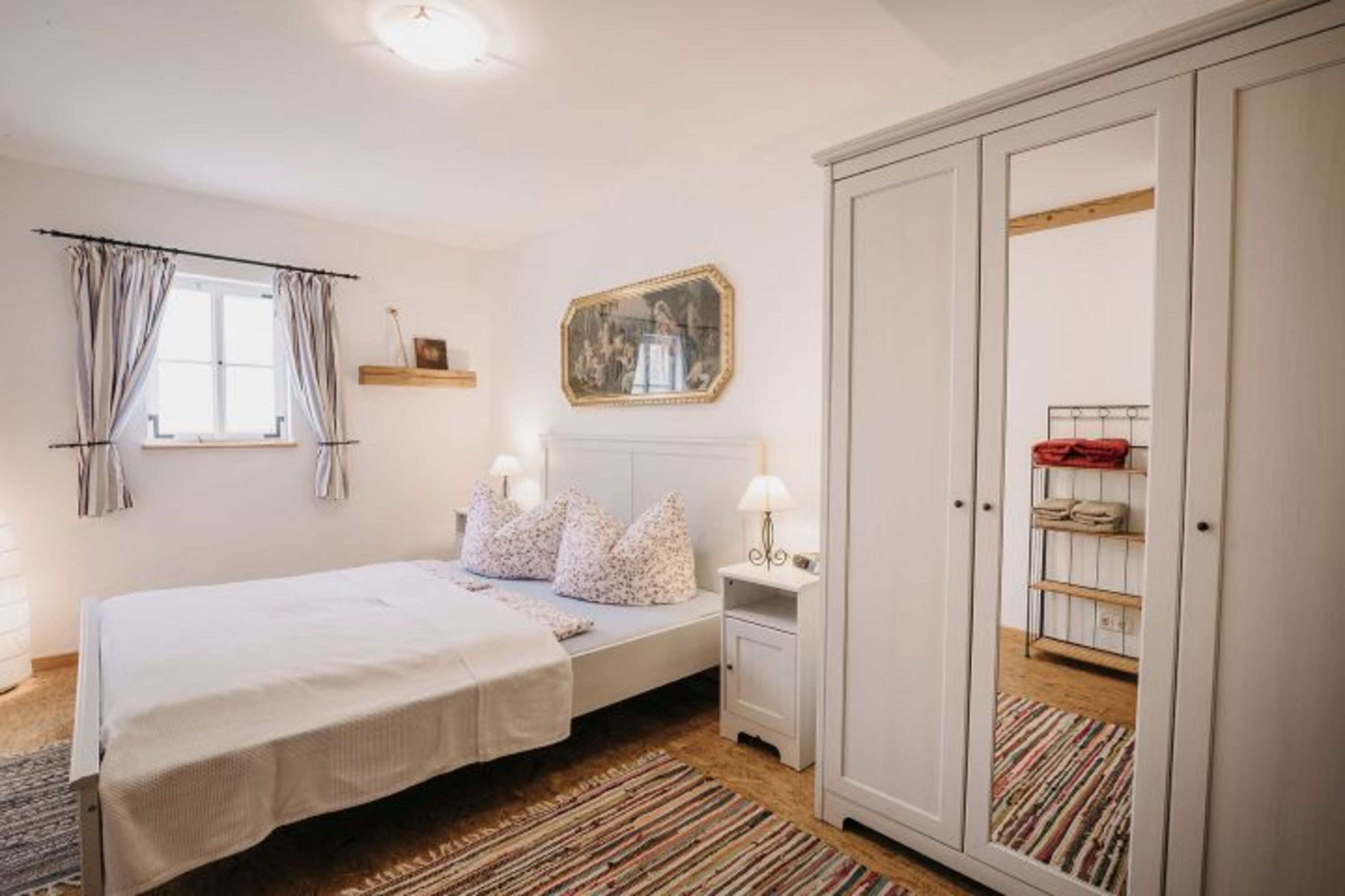 Schlafzimmer 1