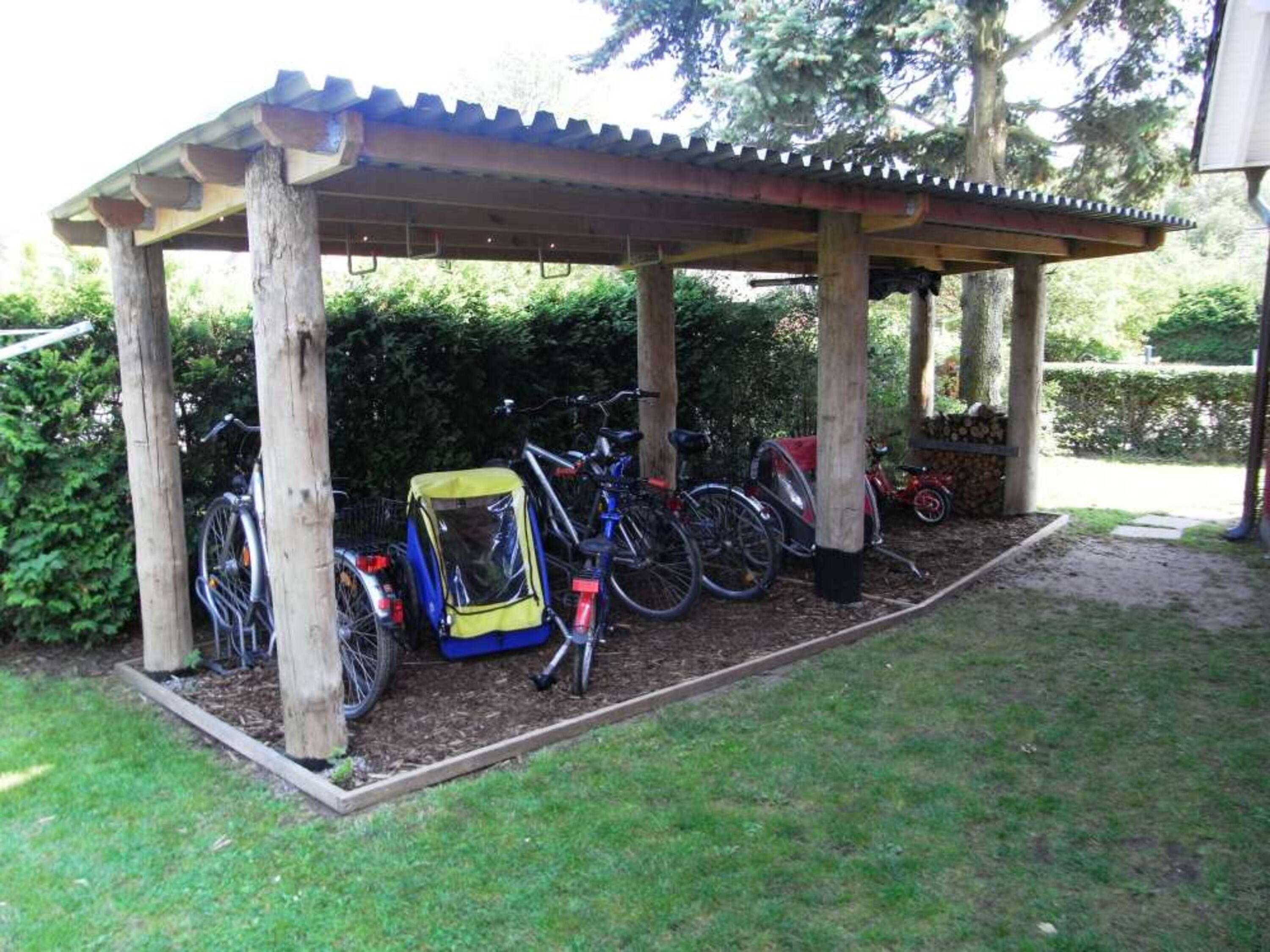 Fahrradüberdachung