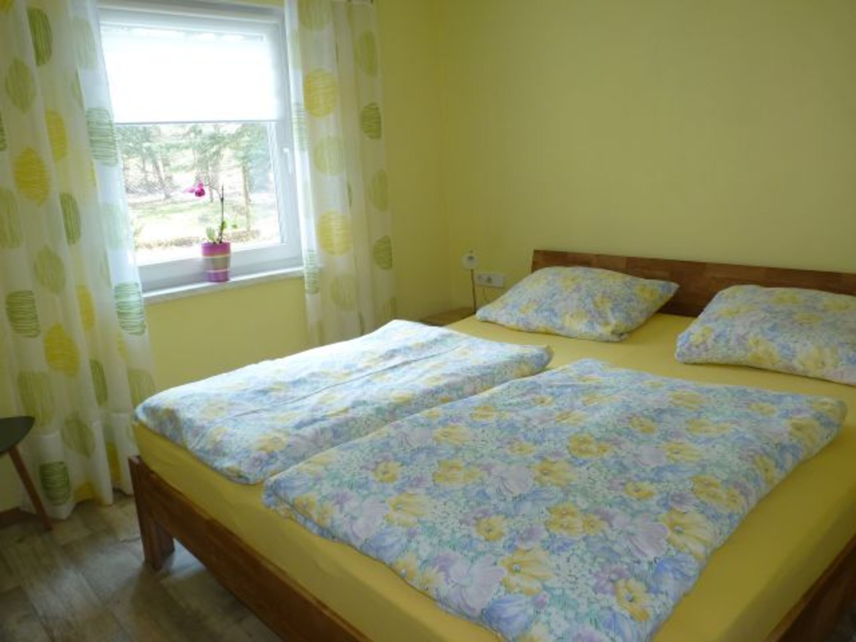 Schlafzimmer 2