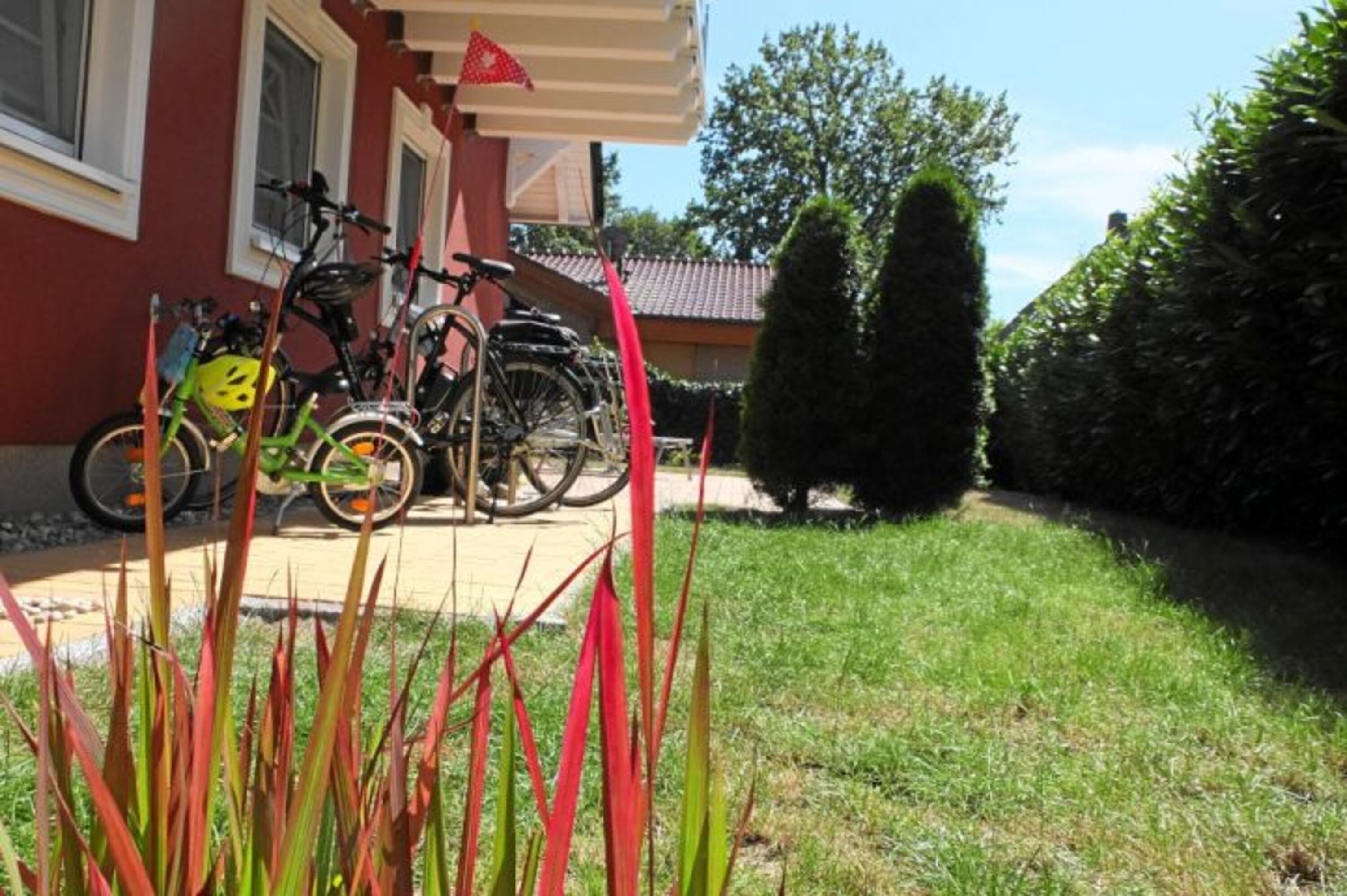 überdachter Fahrradabstellplatz