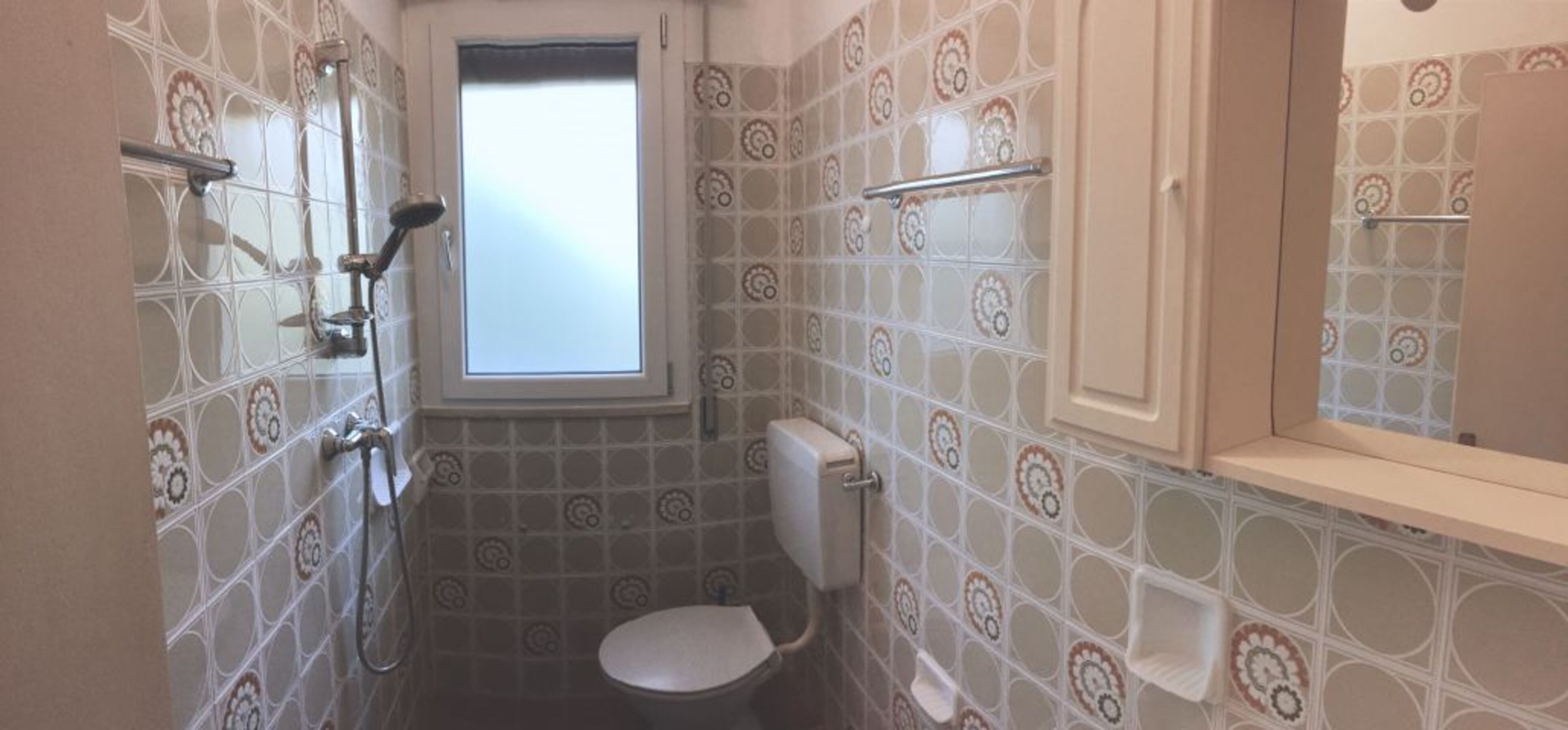 Bad/Dusche Nr. 6 Erdgeschoss
