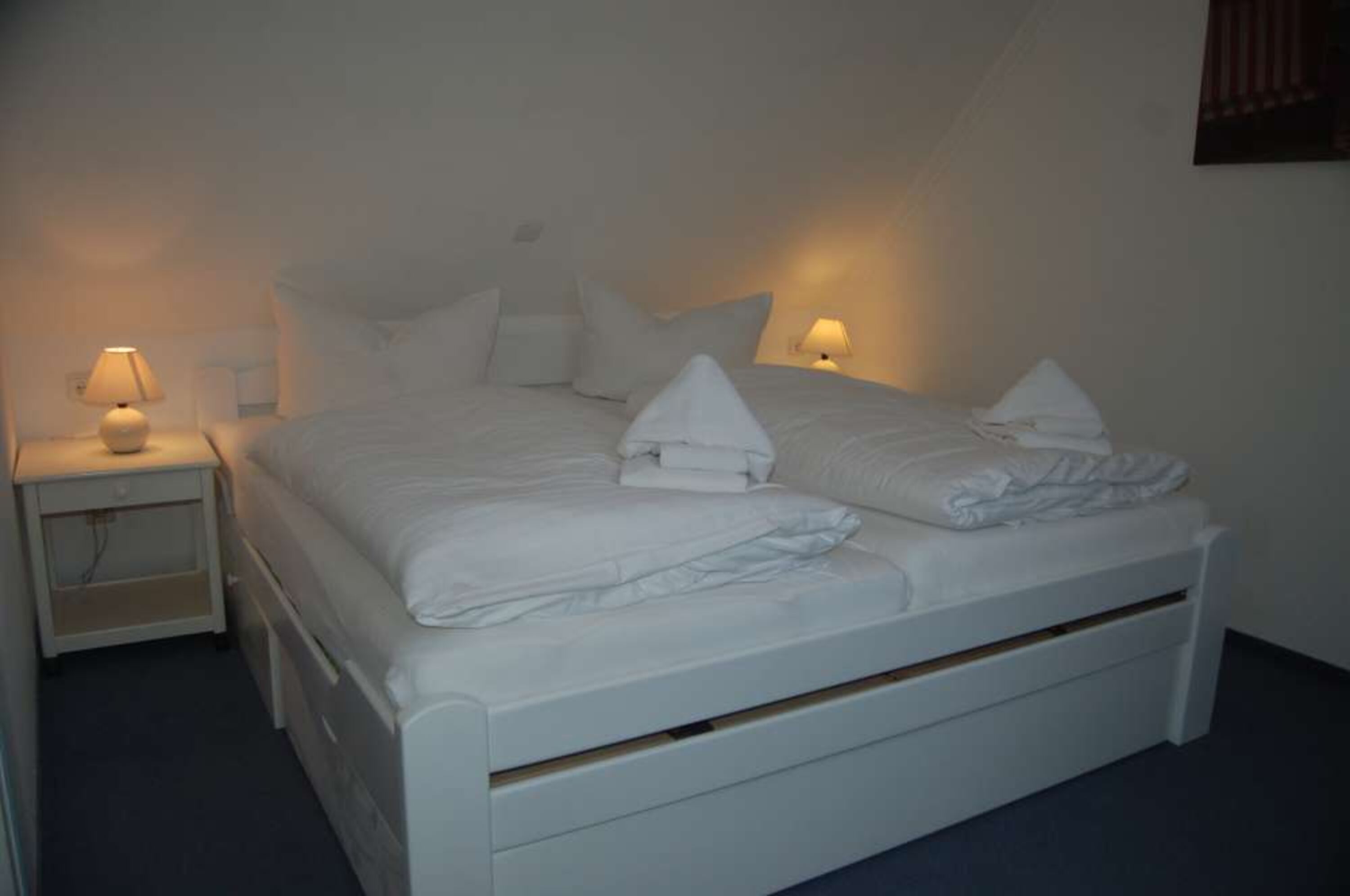 Schlafzimmer DG