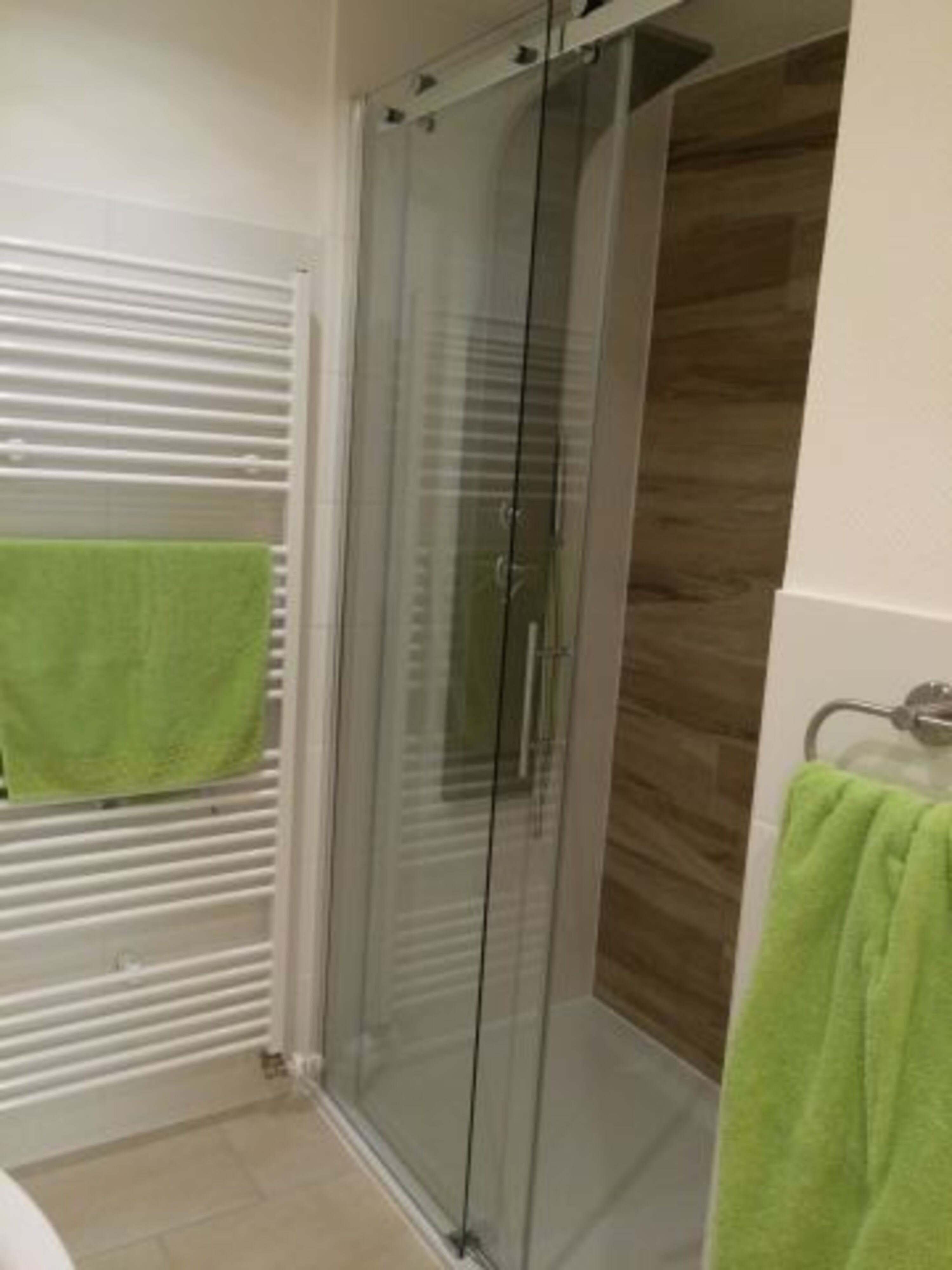 Große Dusche