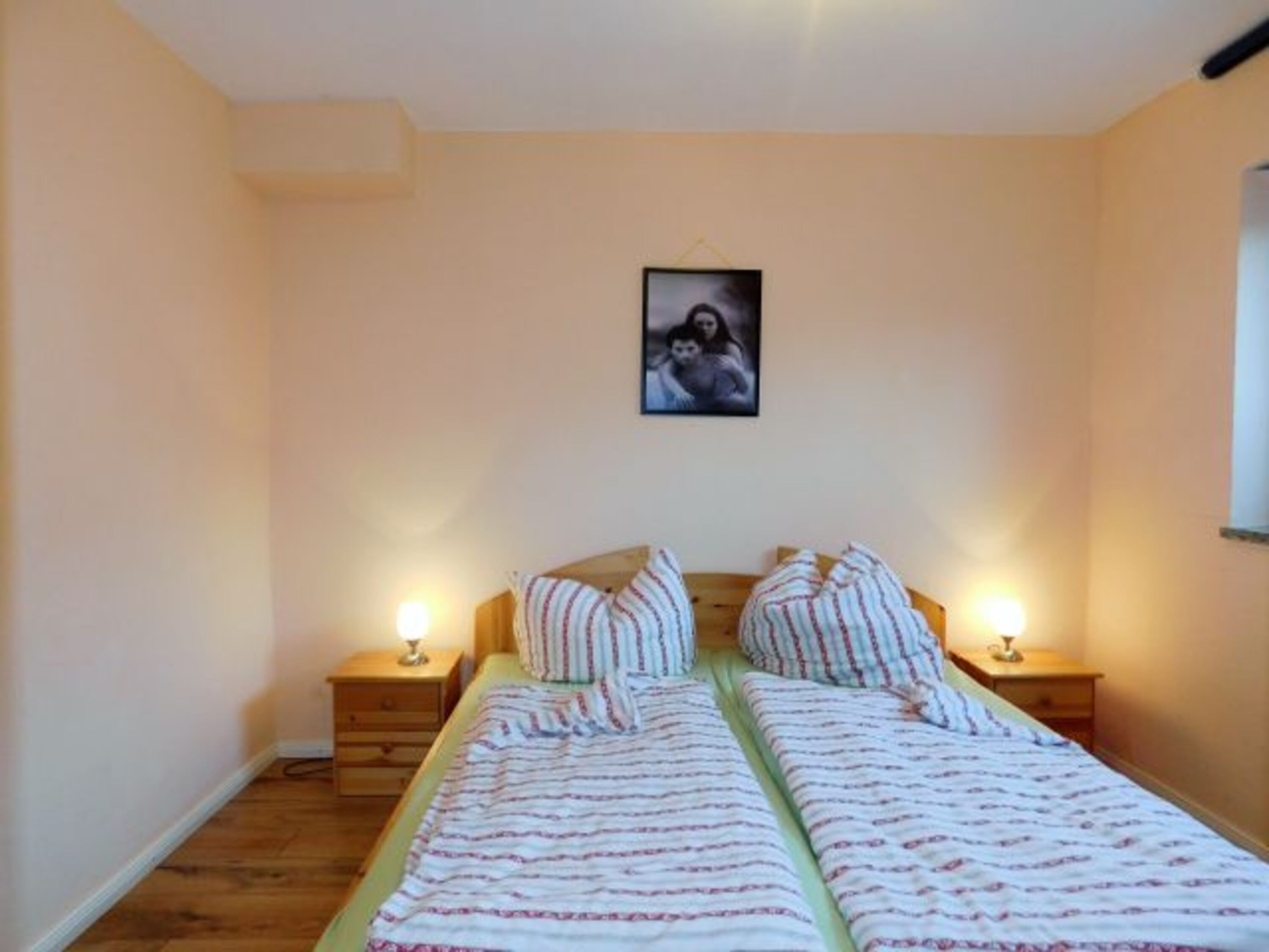 Elternschlafzimmer Souterrain rechts