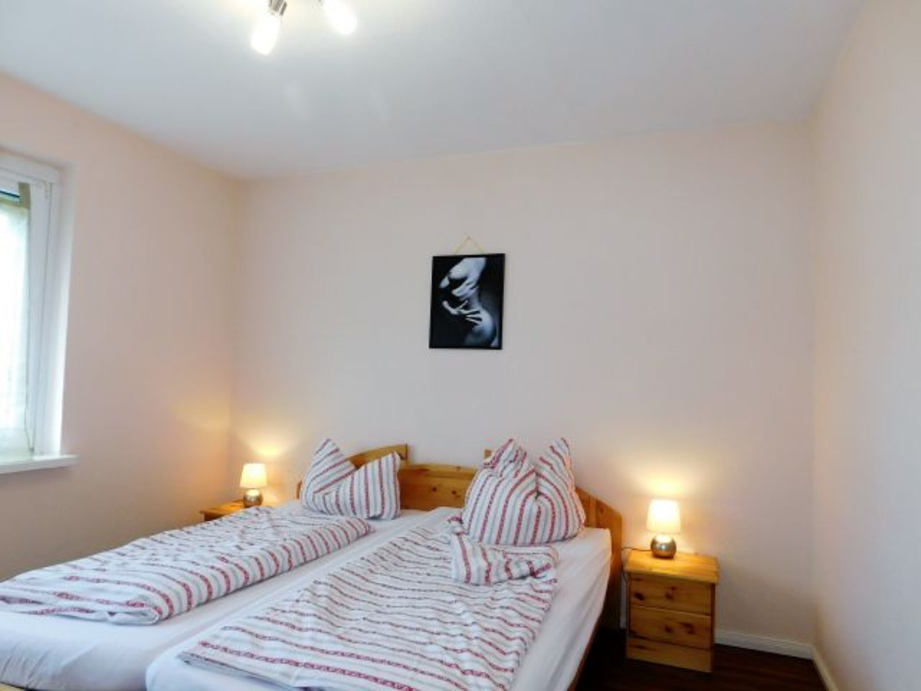 Elterschlafzimmer HP links