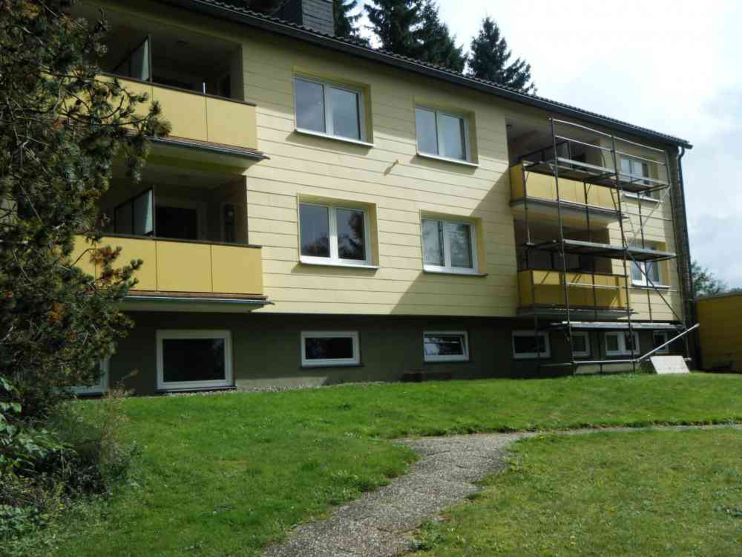 Die FeWo-Anlage ist in einem sehr gepflegten Zustand; im Sommer 2013 wurden alle Balkone neu gefliest.